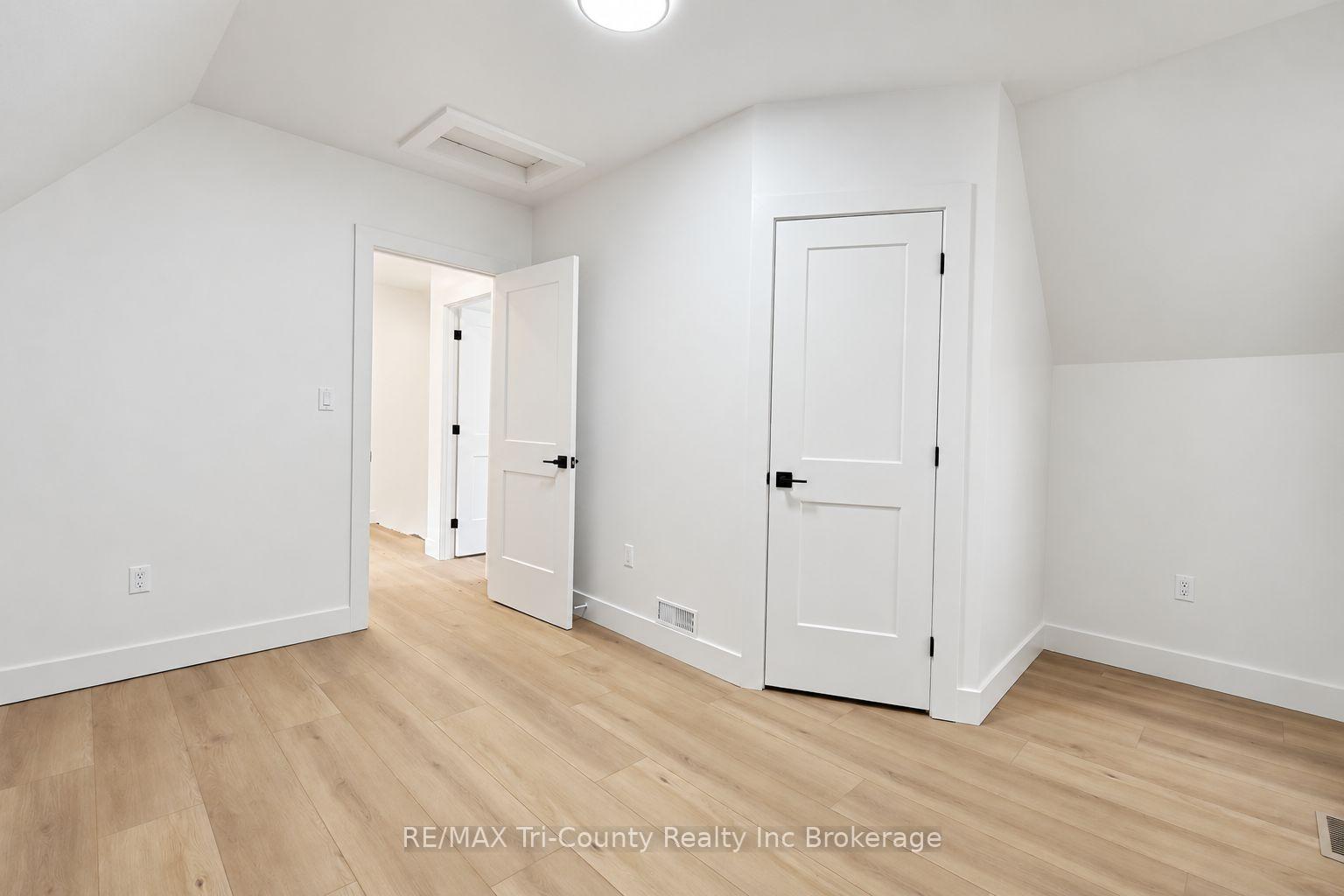 Photo 21 of 16 Redan Street, London, East L — HOMEH