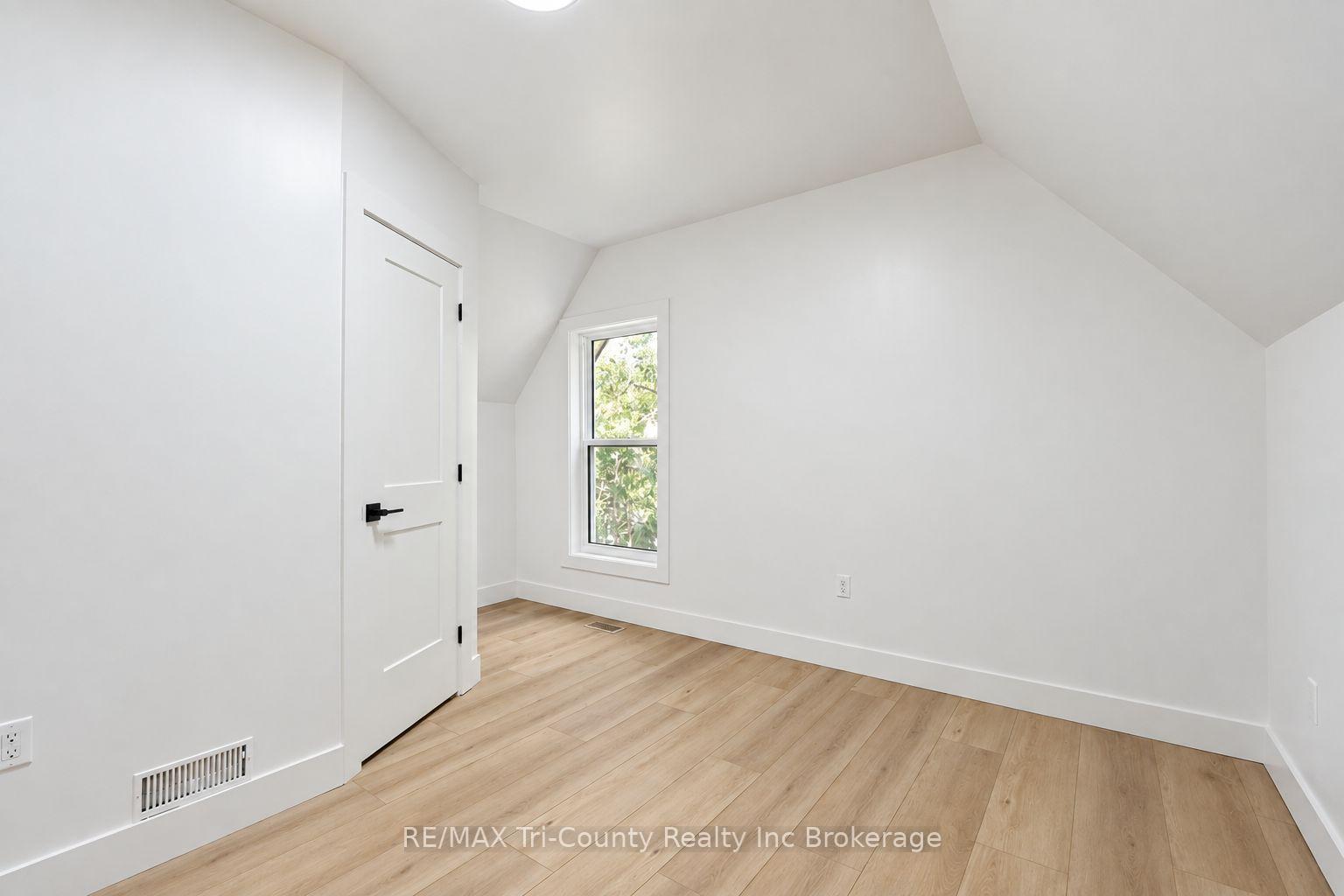 Photo 22 of 16 Redan Street, London, East L — HOMEH