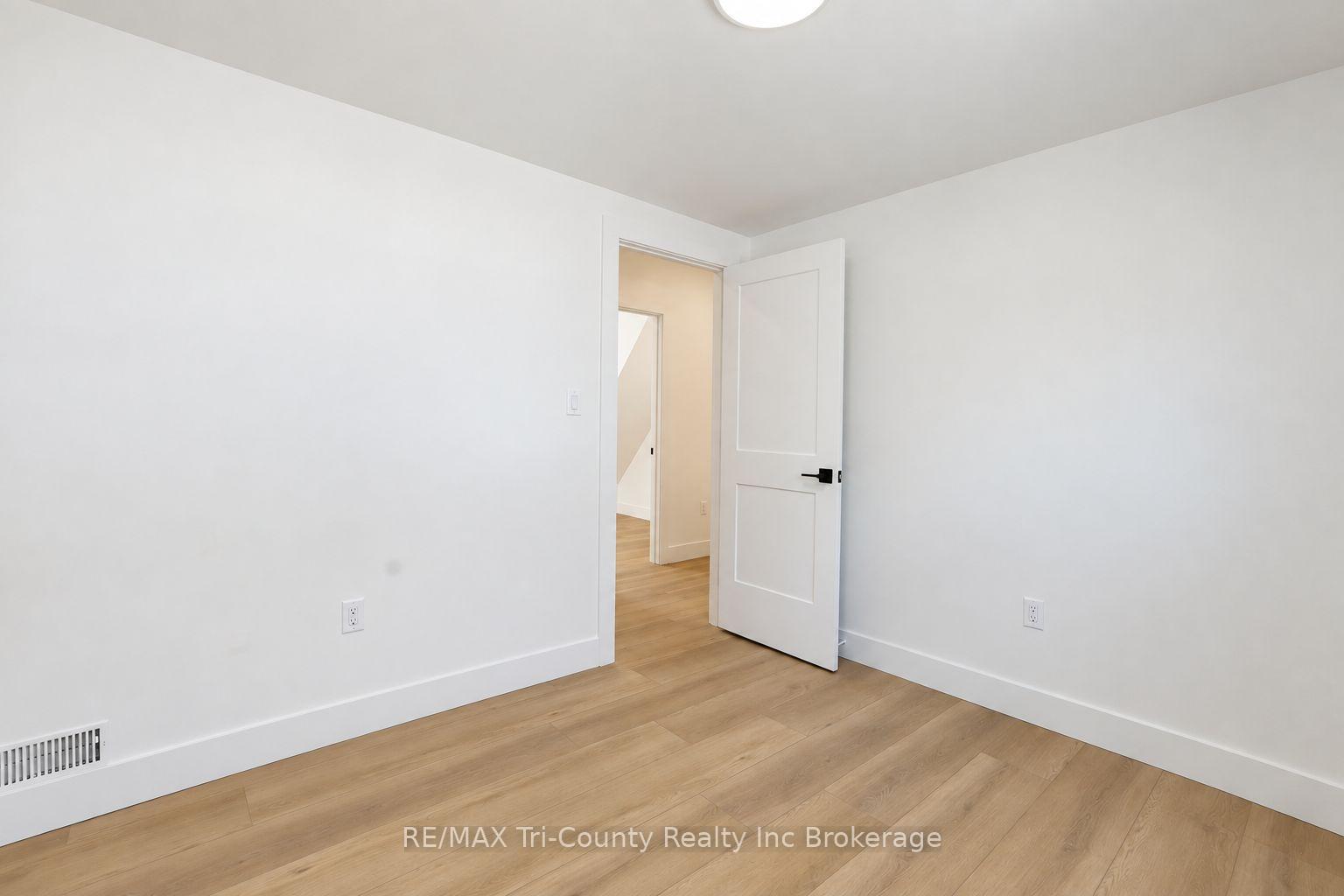 Photo 27 of 16 Redan Street, London, East L — HOMEH