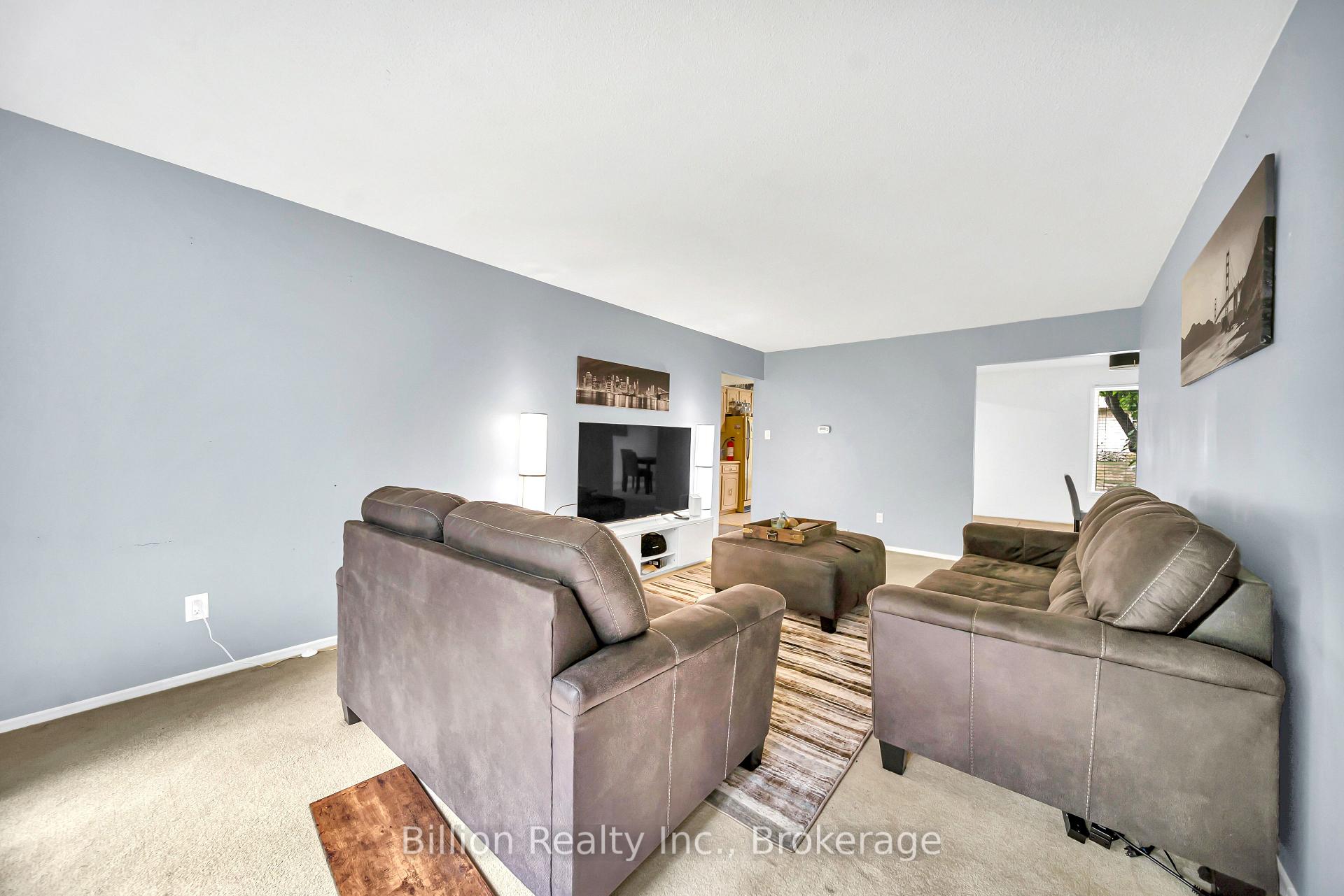 Photo 10 of 52 Ridgeway Crescent, Cambridge, St Andrews/Southwood — HOMEH