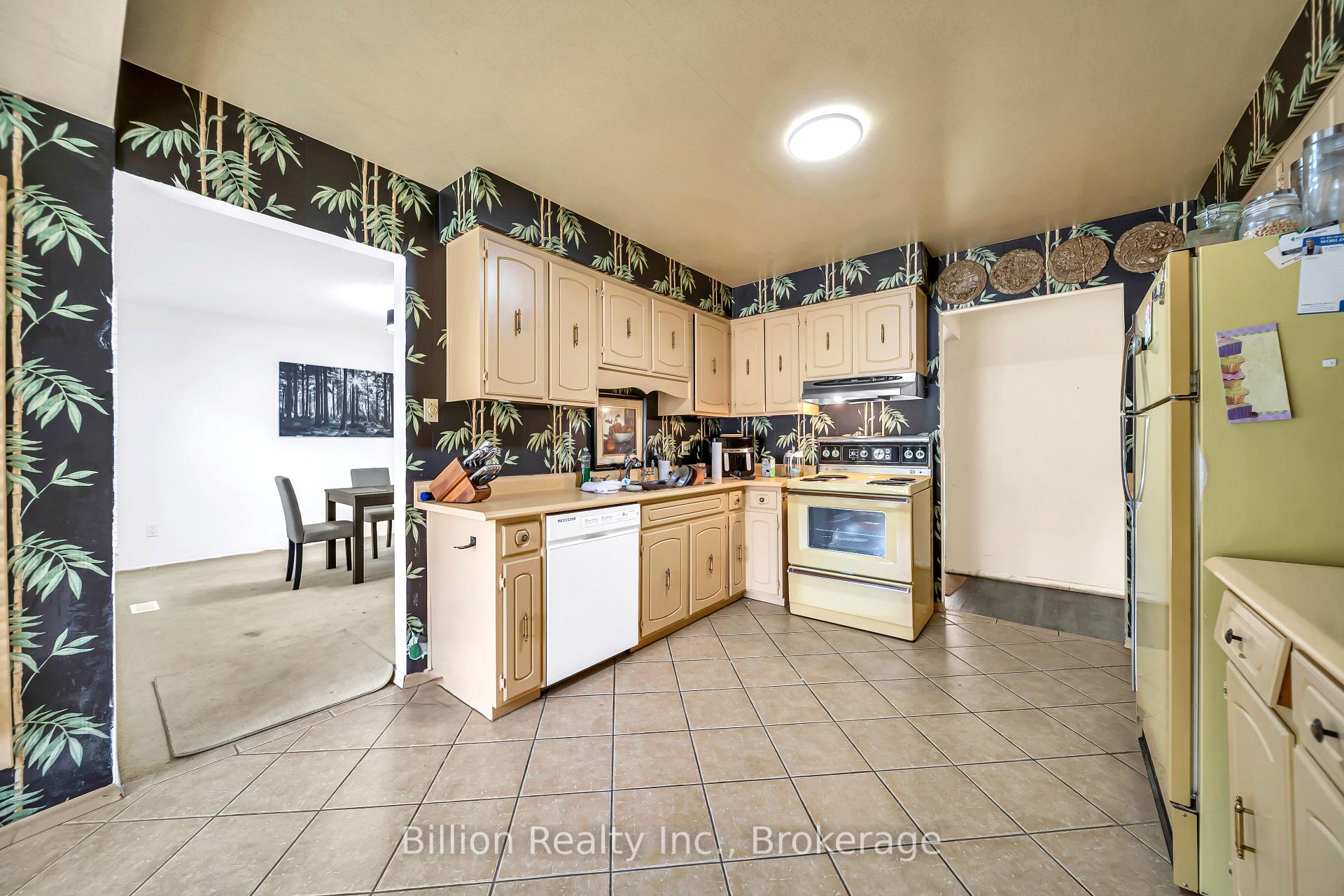 Photo 15 of 52 Ridgeway Crescent, Cambridge, St Andrews/Southwood — HOMEH