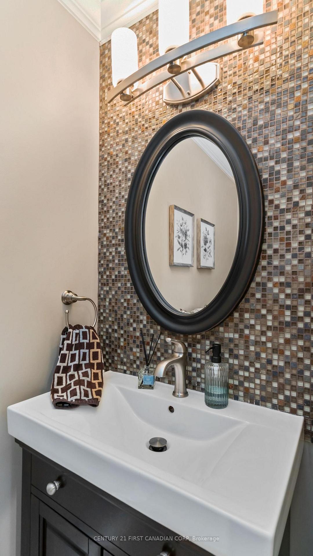 Photo 21 of 114 Longview Court, London, South K — HOMEH