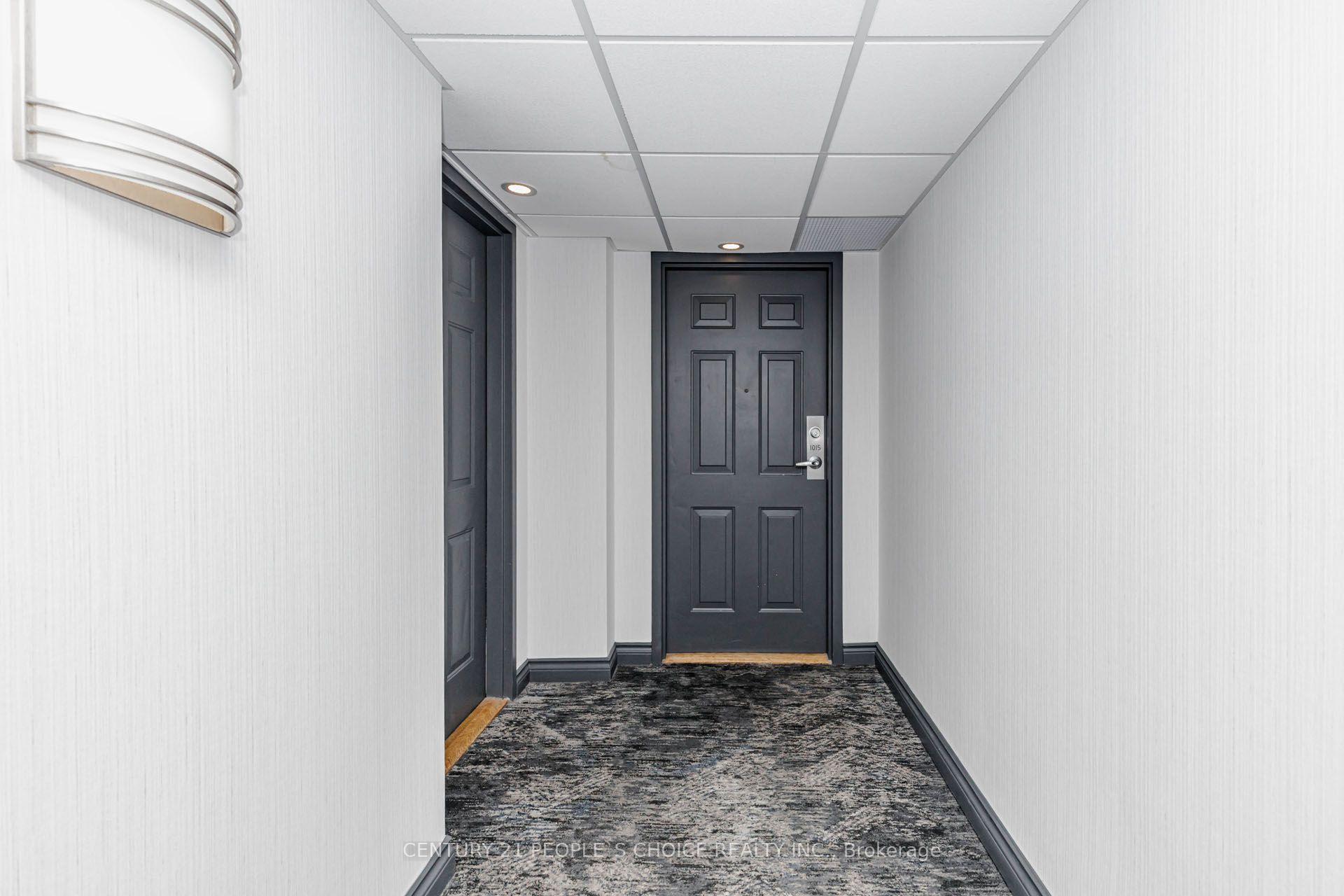 Photo 8 of Unit 1015, 250 Webb Drive, Mississauga, City Centre — HOMEH