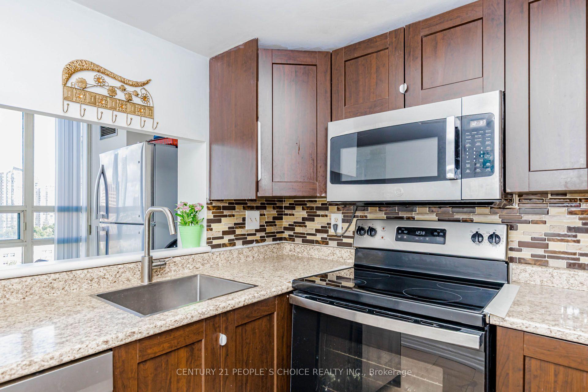 Photo 26 of Unit 1015, 250 Webb Drive, Mississauga, City Centre — HOMEH