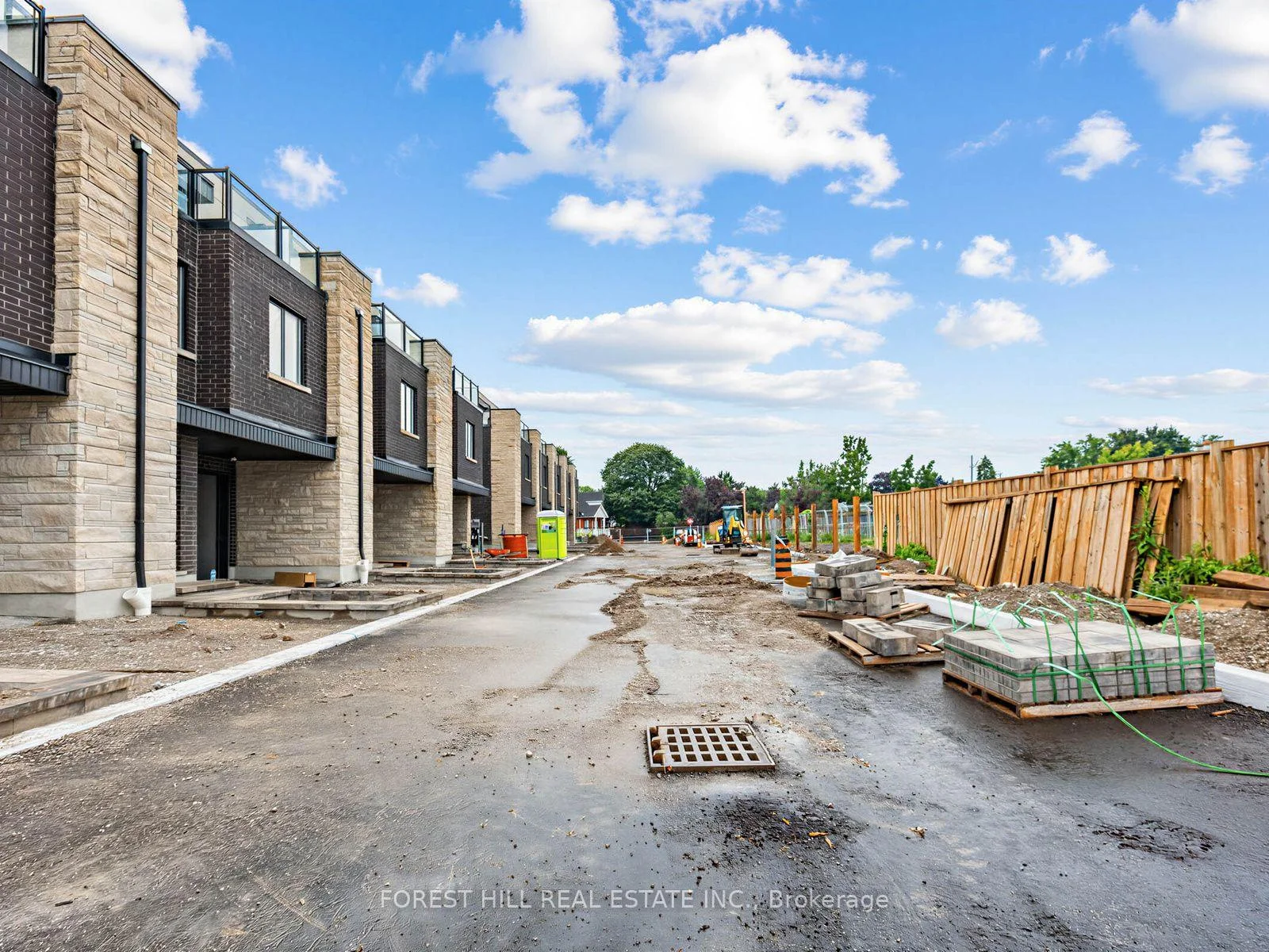 Photo 42 of 1 Cranswick Lane, Ajax, Central — HOMEH
