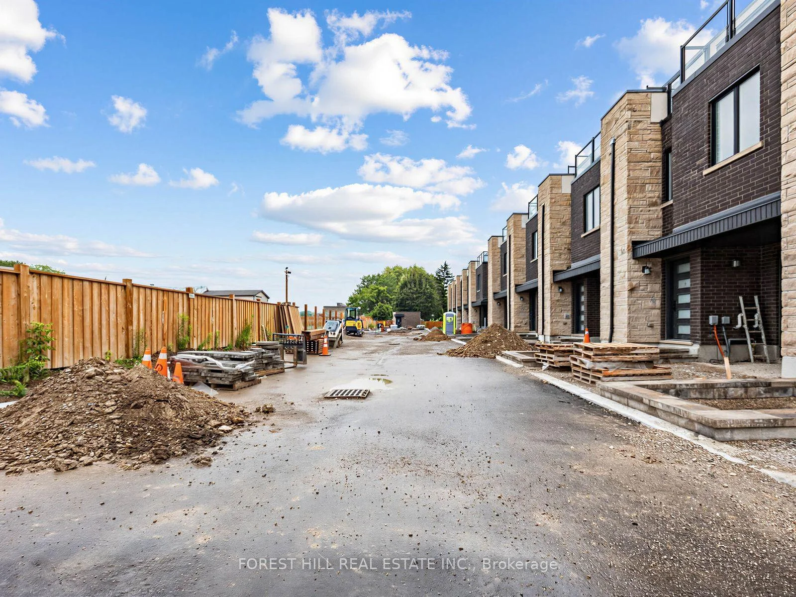 Photo 43 of 1 Cranswick Lane, Ajax, Central — HOMEH
