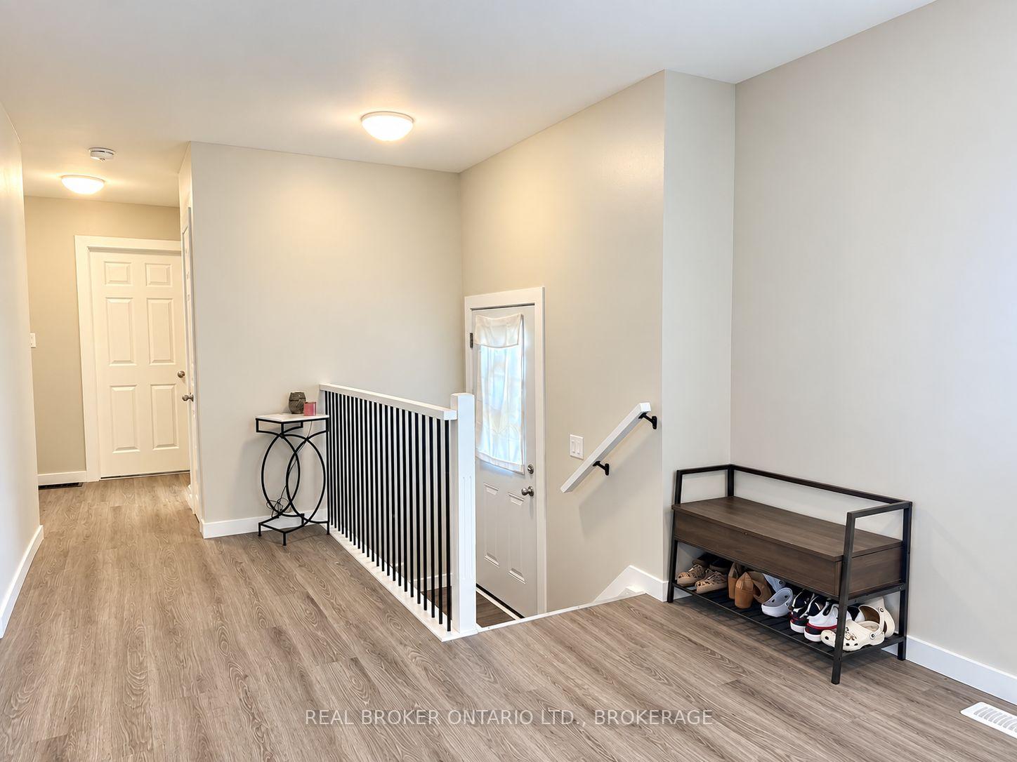 Photo 11 of 23 Huff Avenue, Loyalist, Amherstview — HOMEH