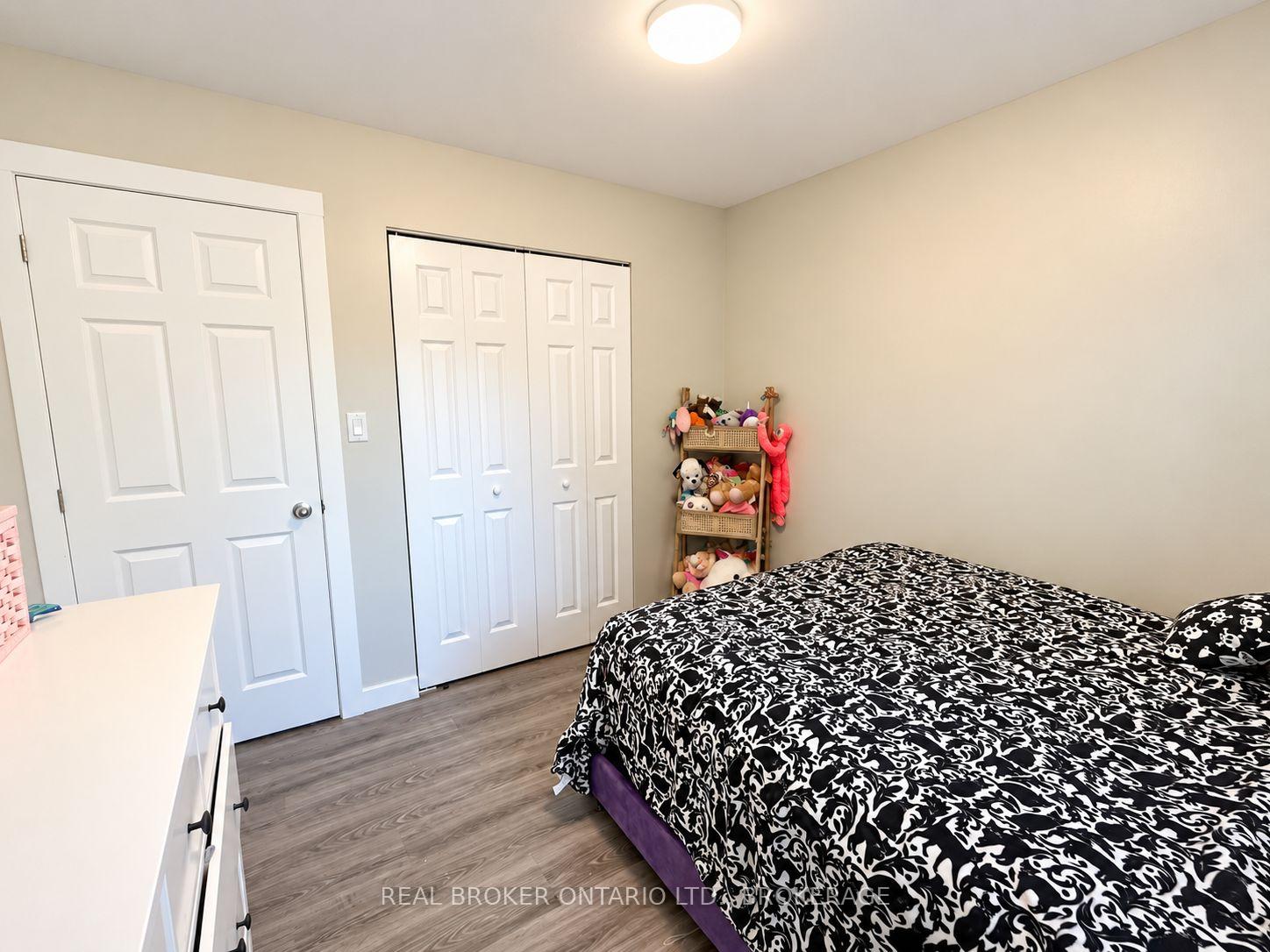 Photo 13 of 23 Huff Avenue, Loyalist, Amherstview — HOMEH