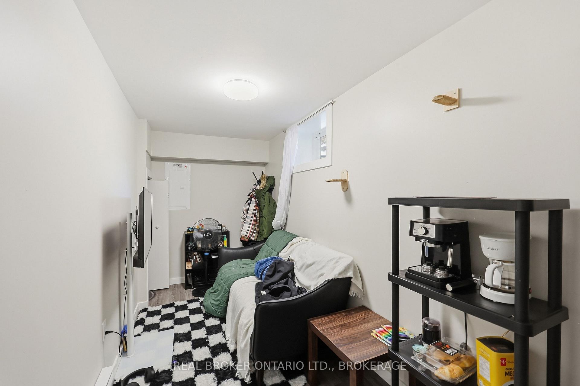 Photo 31 of 23 Huff Avenue, Loyalist, Amherstview — HOMEH