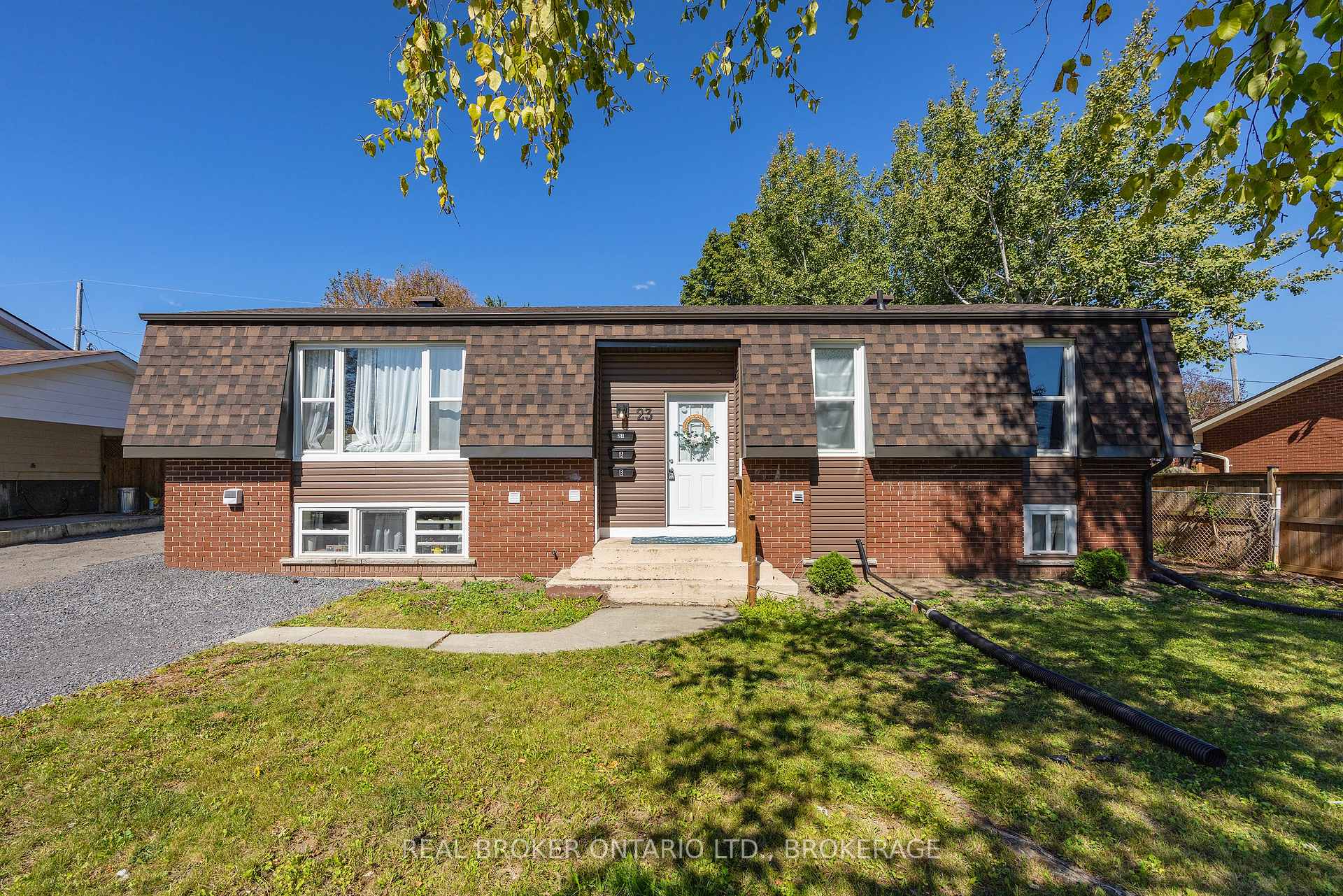 Photo 41 of 23 Huff Avenue, Loyalist, Amherstview — HOMEH