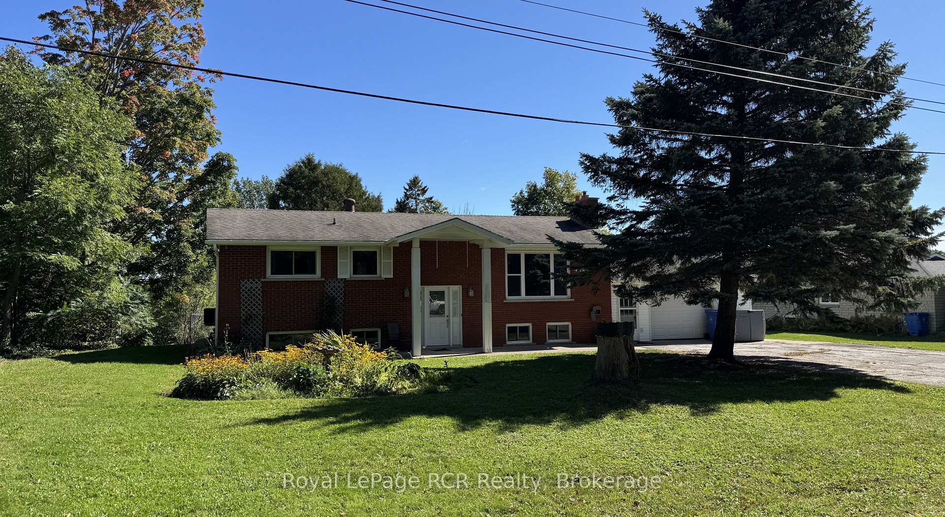 Photo 1 of 105 Maple Grove Lane, Georgian Bluffs — HOMEH