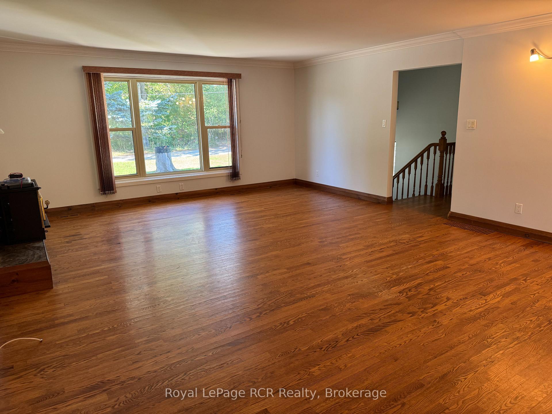 Photo 3 of 105 Maple Grove Lane, Georgian Bluffs — HOMEH
