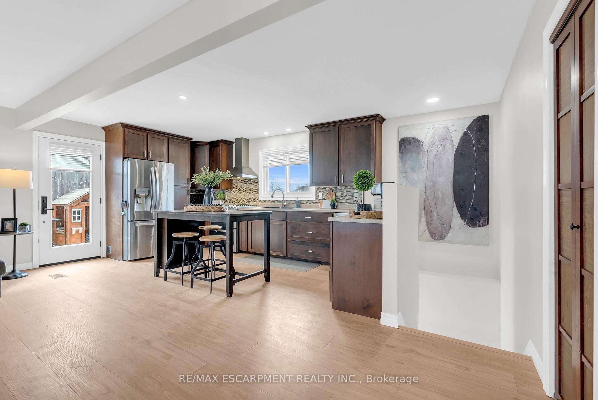 Photo 8 of 21 Kidd Avenue, Quinte West, Trenton Ward — HOMEH