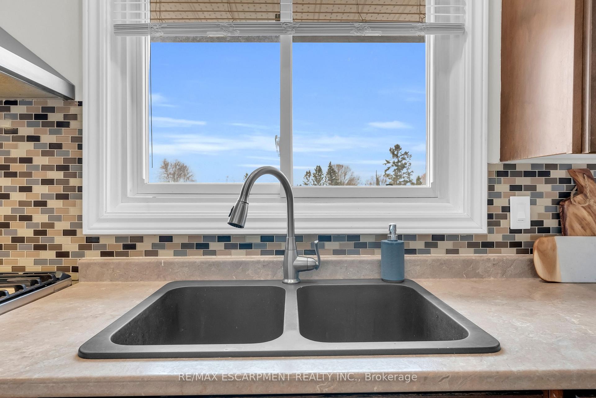 Photo 12 of 21 Kidd Avenue, Quinte West, Trenton Ward — HOMEH