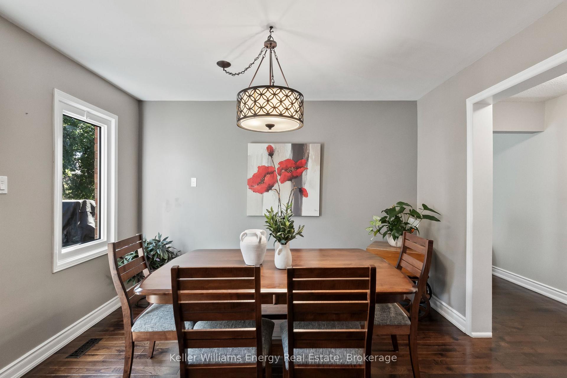 Photo 7 of 523 Palmtree Crescent, Oshawa, Eastdale — HOMEH