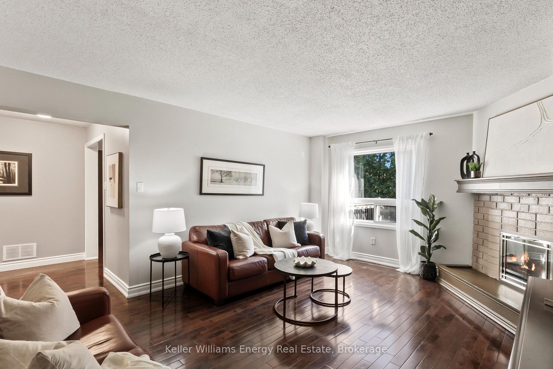 Photo 13 of 523 Palmtree Crescent, Oshawa, Eastdale — HOMEH