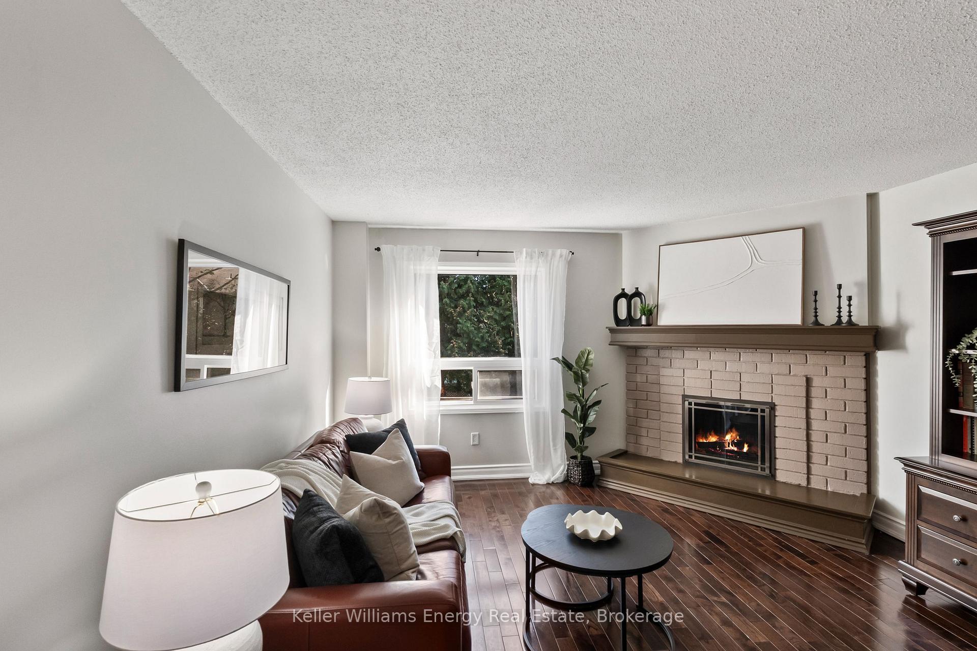 Photo 14 of 523 Palmtree Crescent, Oshawa, Eastdale — HOMEH