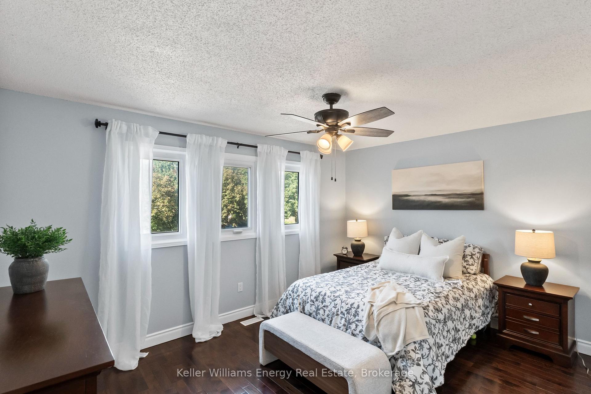 Photo 27 of 523 Palmtree Crescent, Oshawa, Eastdale — HOMEH