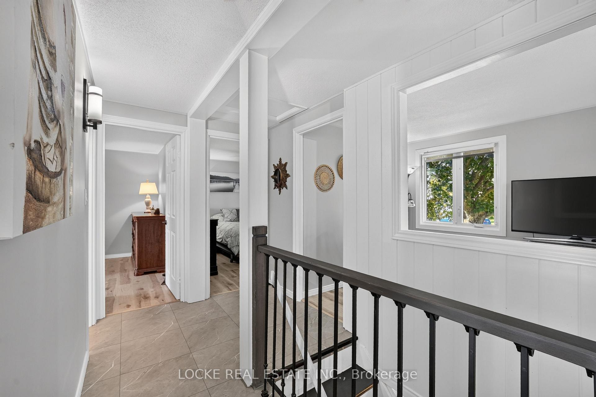 Photo 20 of 1501 Queenswood Crescent, Ottawa, Bilberry Creek/Queenswood Heights — HOMEH