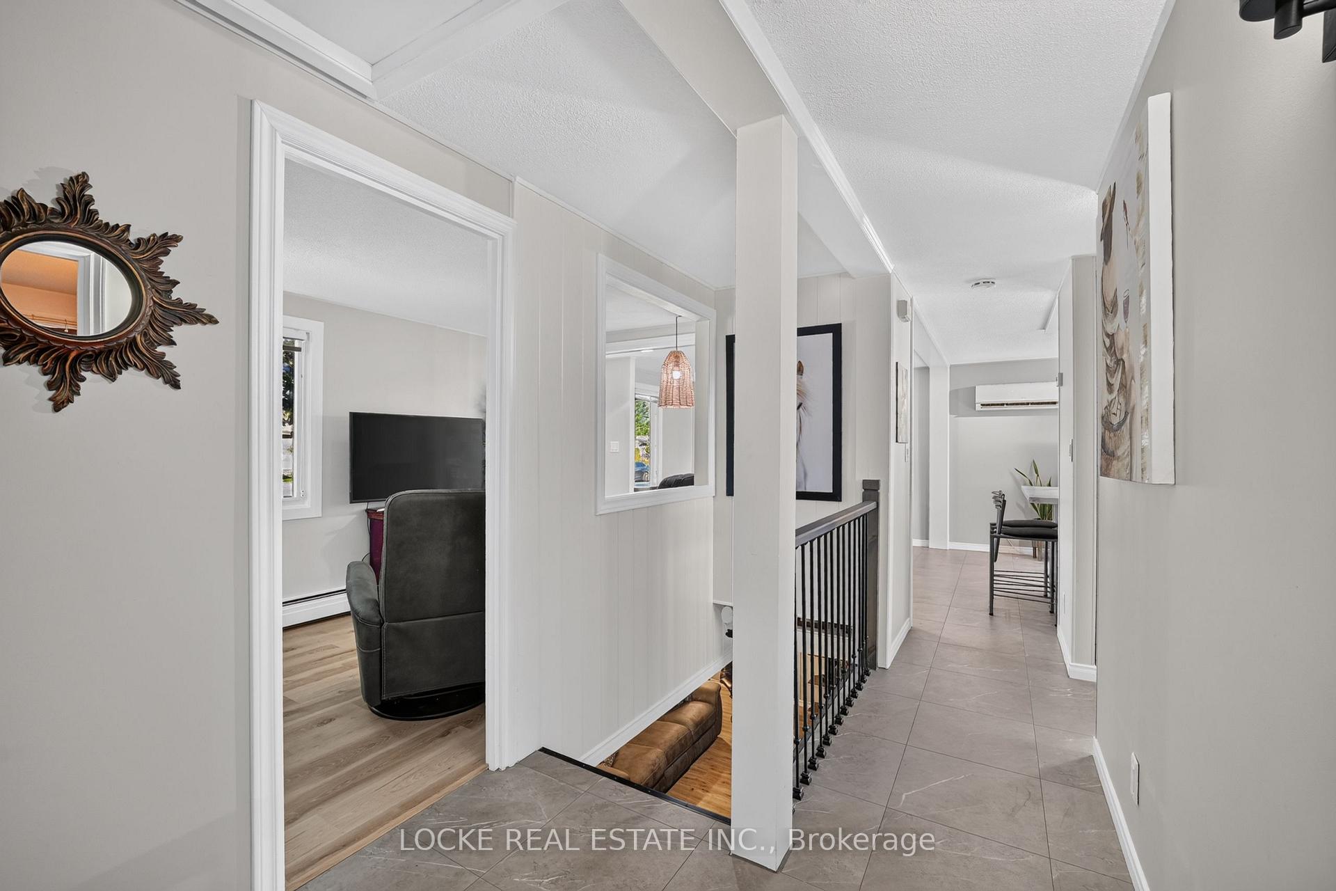 Photo 26 of 1501 Queenswood Crescent, Ottawa, Bilberry Creek/Queenswood Heights — HOMEH