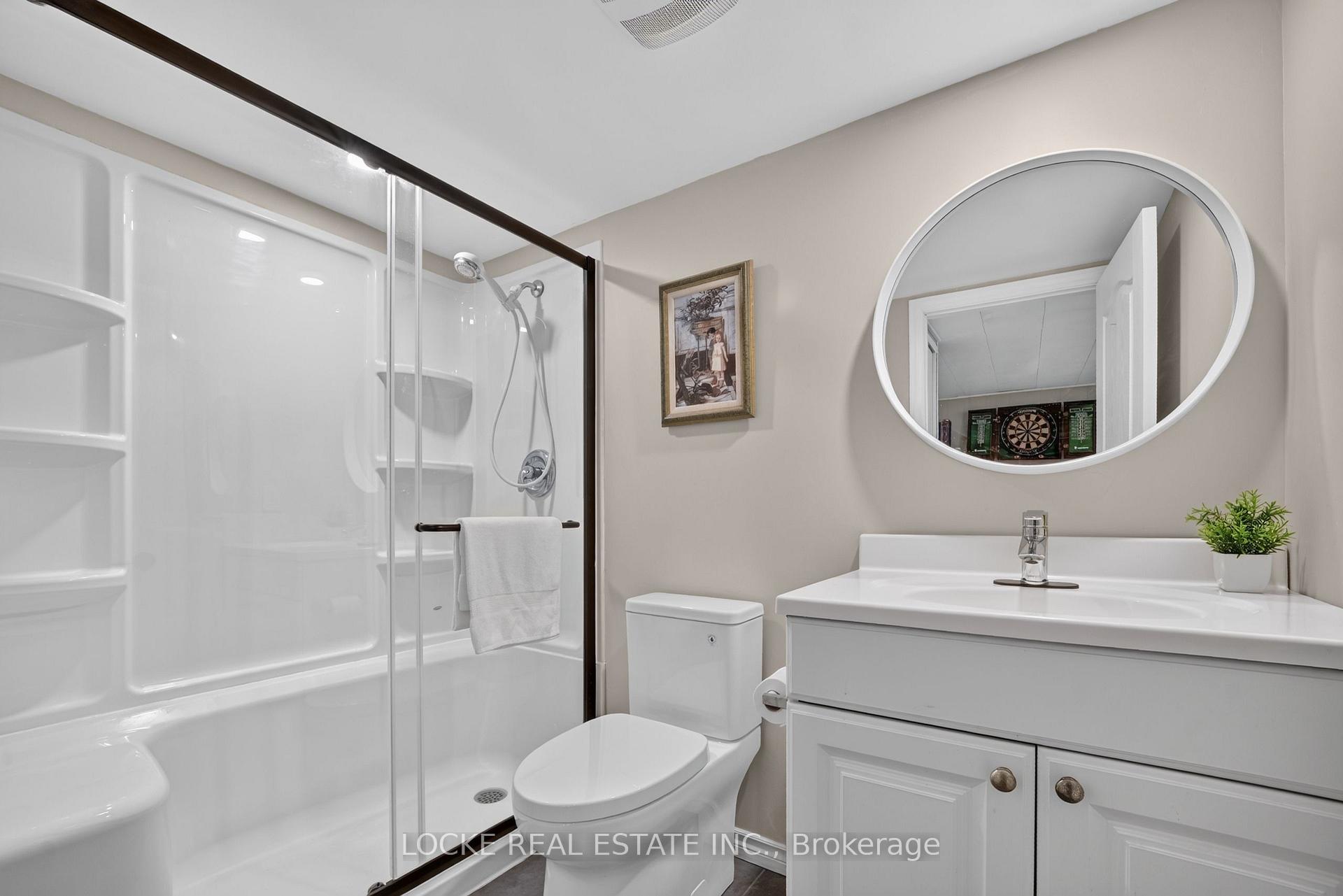 Photo 35 of 1501 Queenswood Crescent, Ottawa, Bilberry Creek/Queenswood Heights — HOMEH