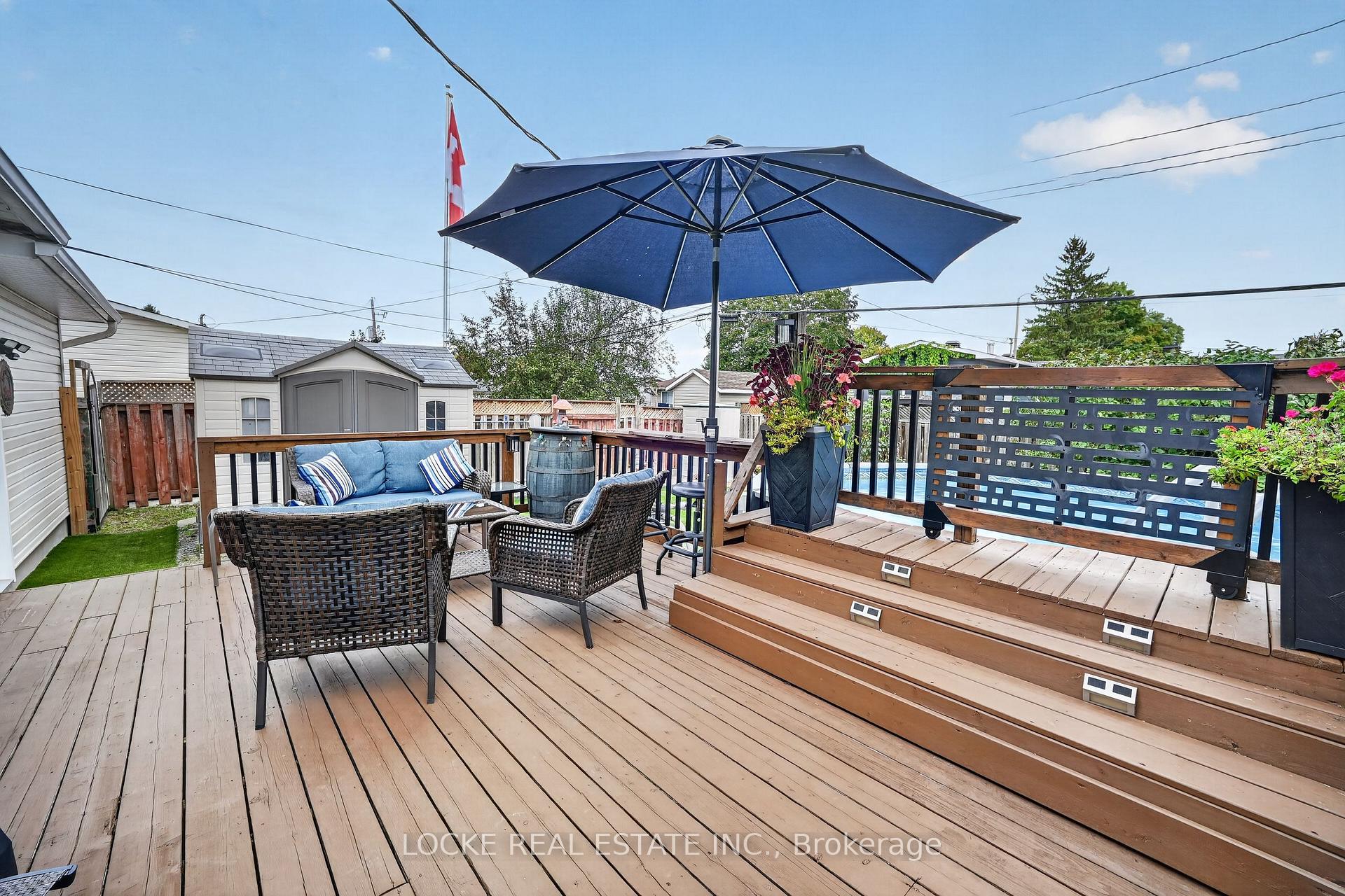 Photo 38 of 1501 Queenswood Crescent, Ottawa, Bilberry Creek/Queenswood Heights — HOMEH