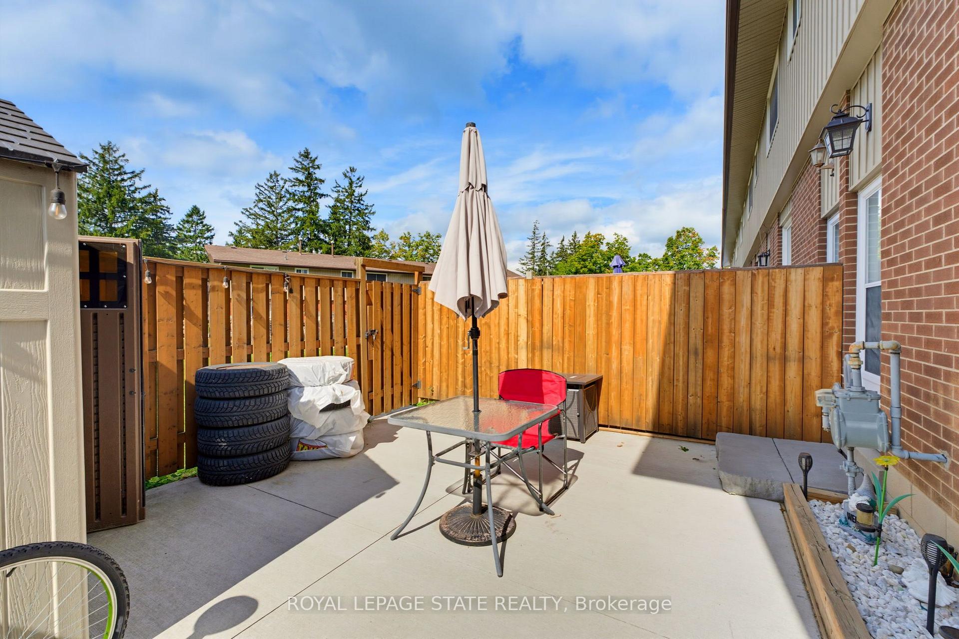 Photo 22 of 15 Seneca Street S, Haldimand — HOMEH