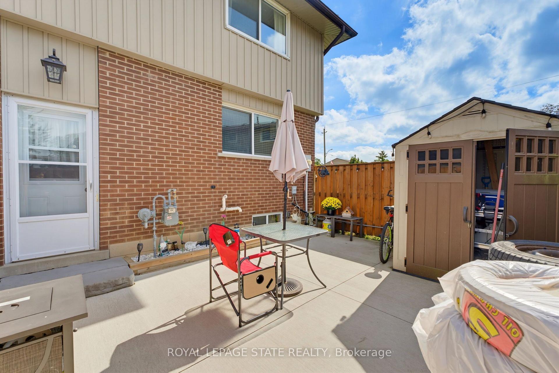Photo 23 of 15 Seneca Street S, Haldimand — HOMEH