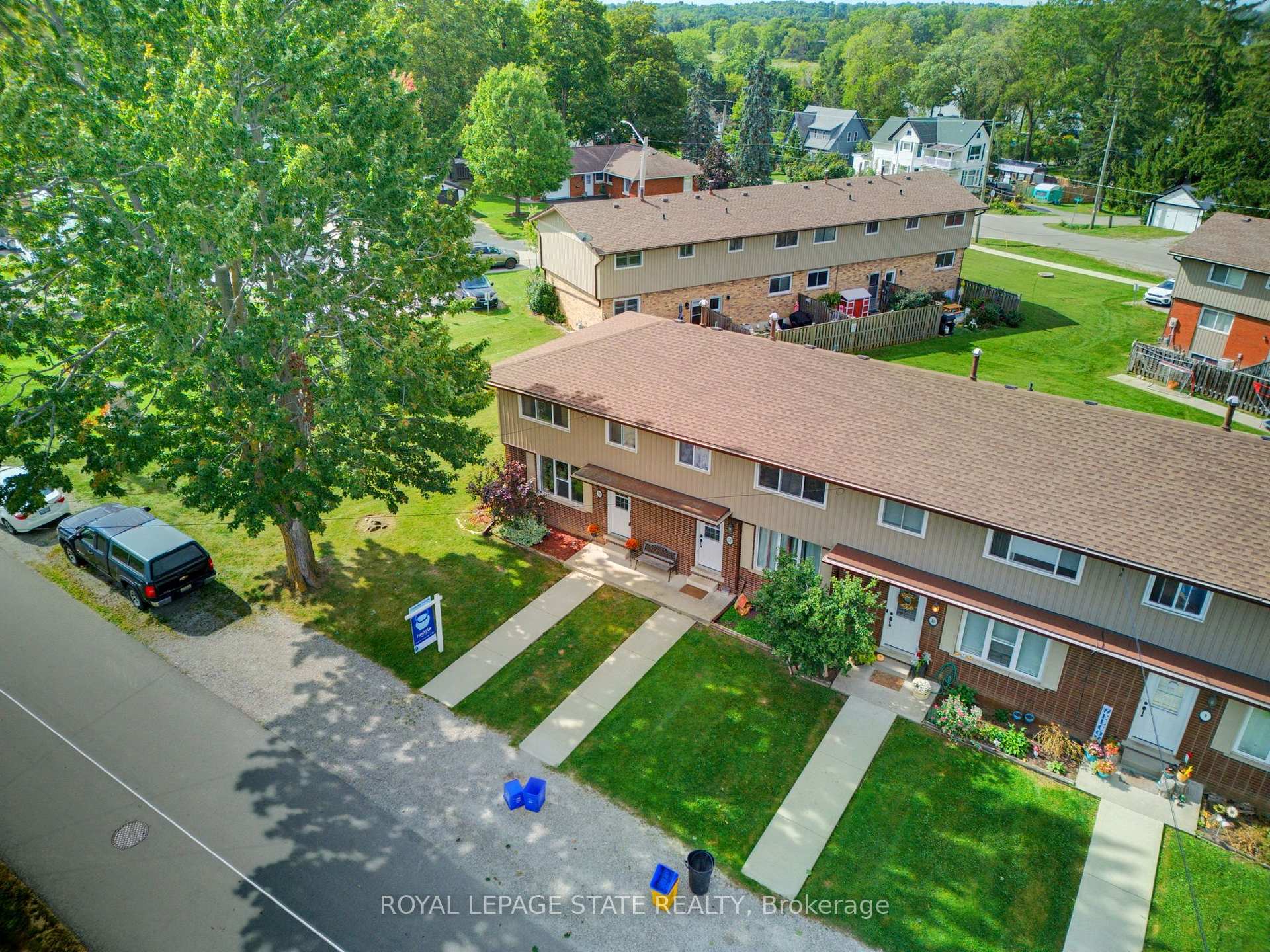 Photo 25 of 15 Seneca Street S, Haldimand — HOMEH