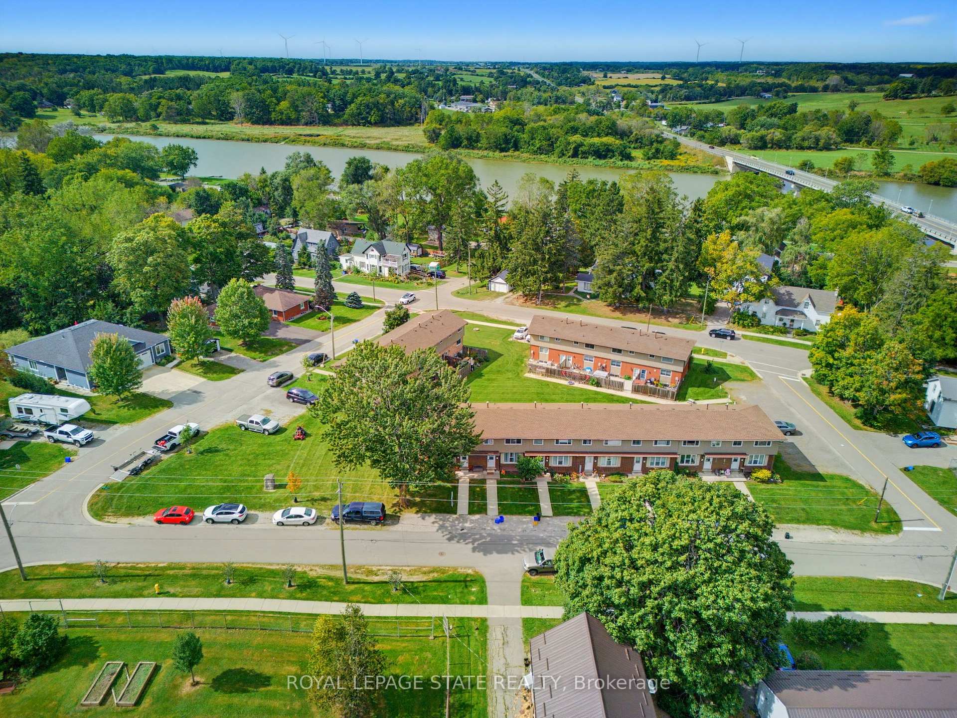 Photo 28 of 15 Seneca Street S, Haldimand — HOMEH