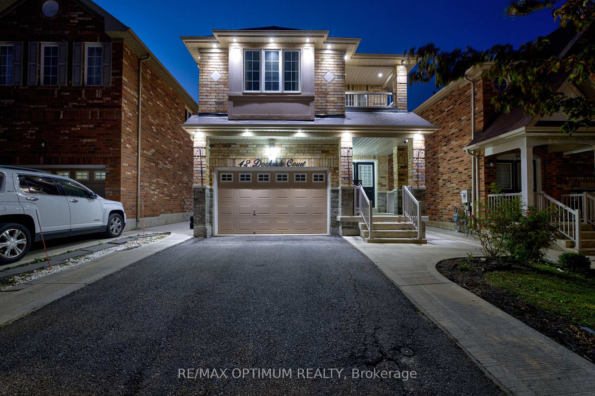Photo 2 of 42 Dockside Court, Brampton, Sandringham-Wellington — HOMEH
