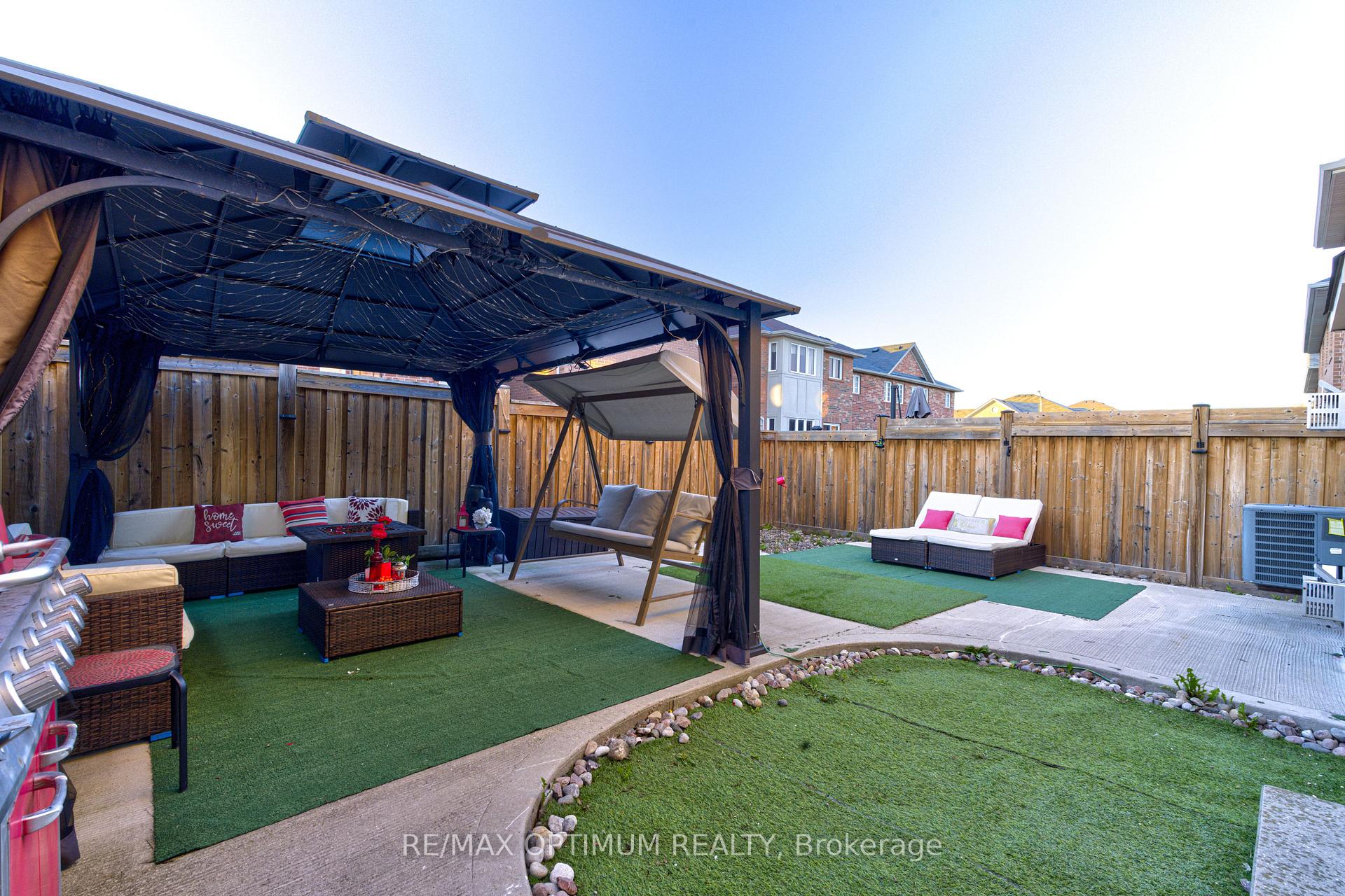 Photo 44 of 42 Dockside Court, Brampton, Sandringham-Wellington — HOMEH