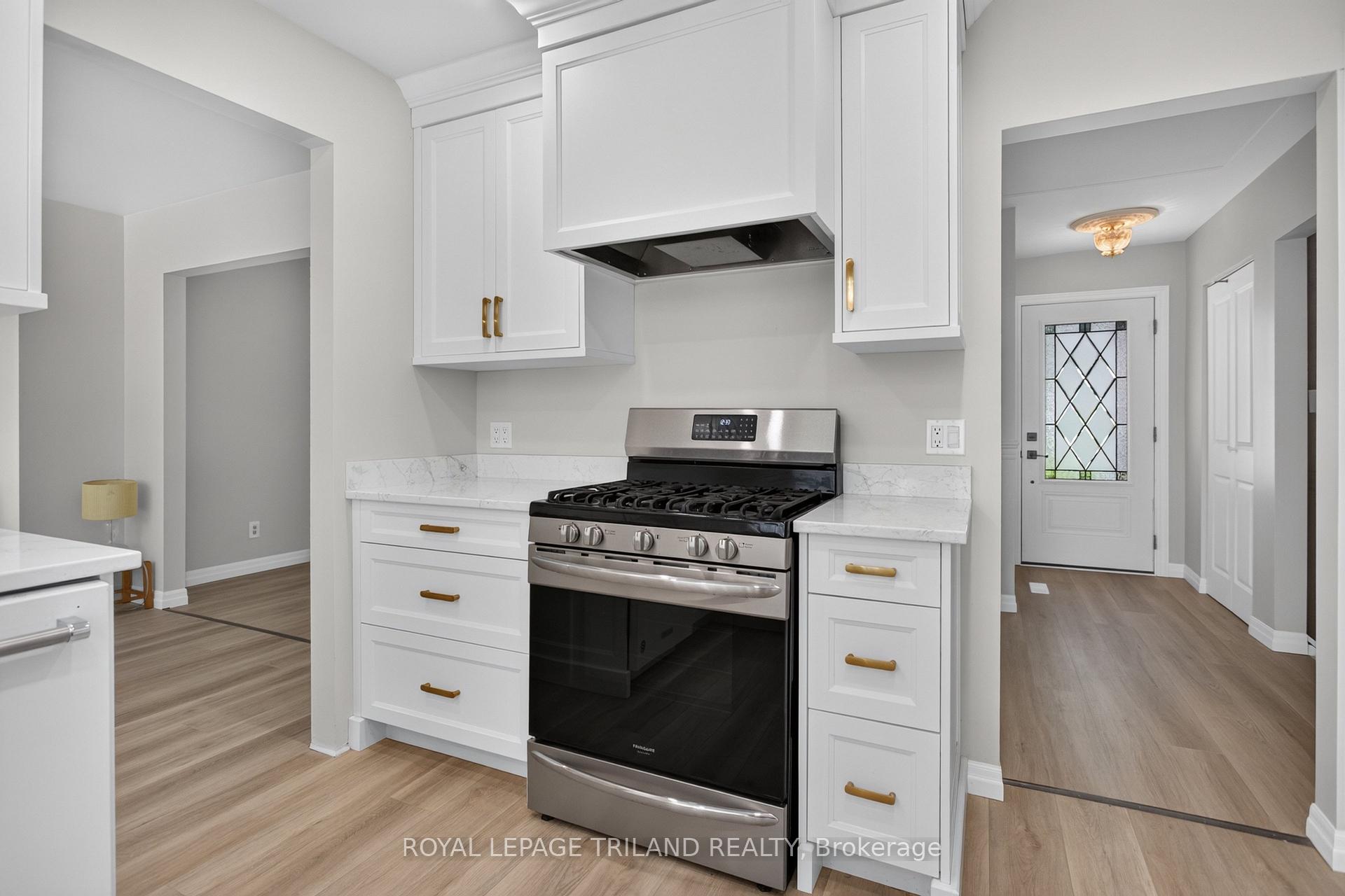 Photo 14 of 115 Springer Street, Middlesex Centre, Komoka — HOMEH