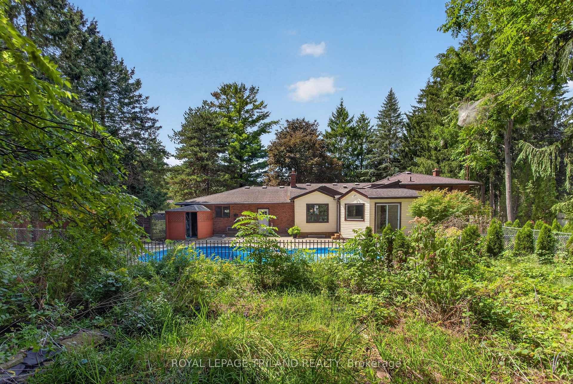 Photo 42 of 115 Springer Street, Middlesex Centre, Komoka — HOMEH