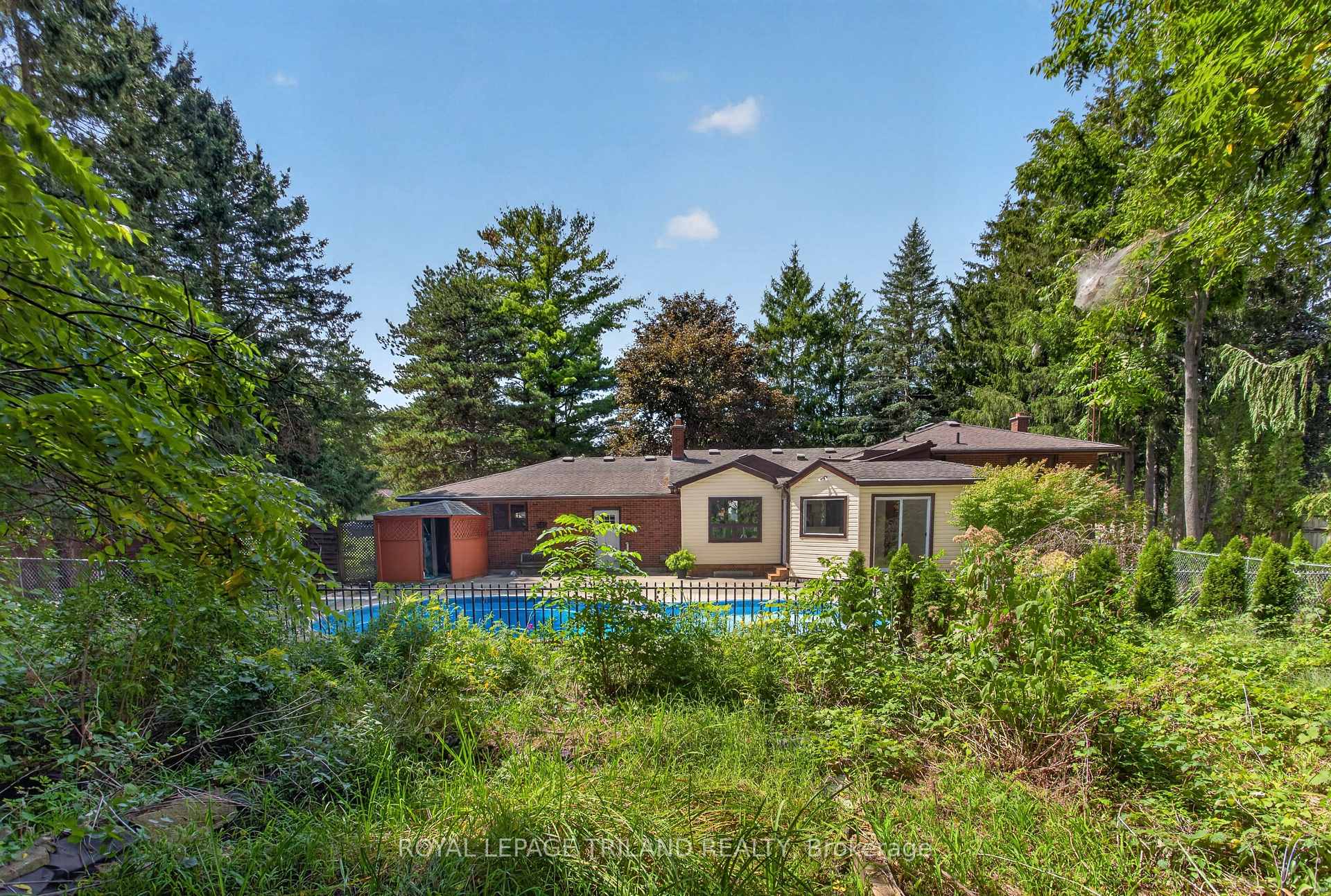 Photo 43 of 115 Springer Street, Middlesex Centre, Komoka — HOMEH