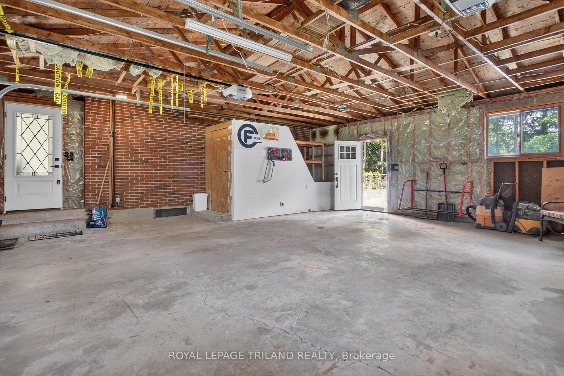 Photo 46 of 115 Springer Street, Middlesex Centre, Komoka — HOMEH