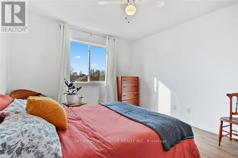 Photo 12 of 458 Freeman Crescent E, Kingston, Kingston East (Incl Barret Crt) — HOMEH