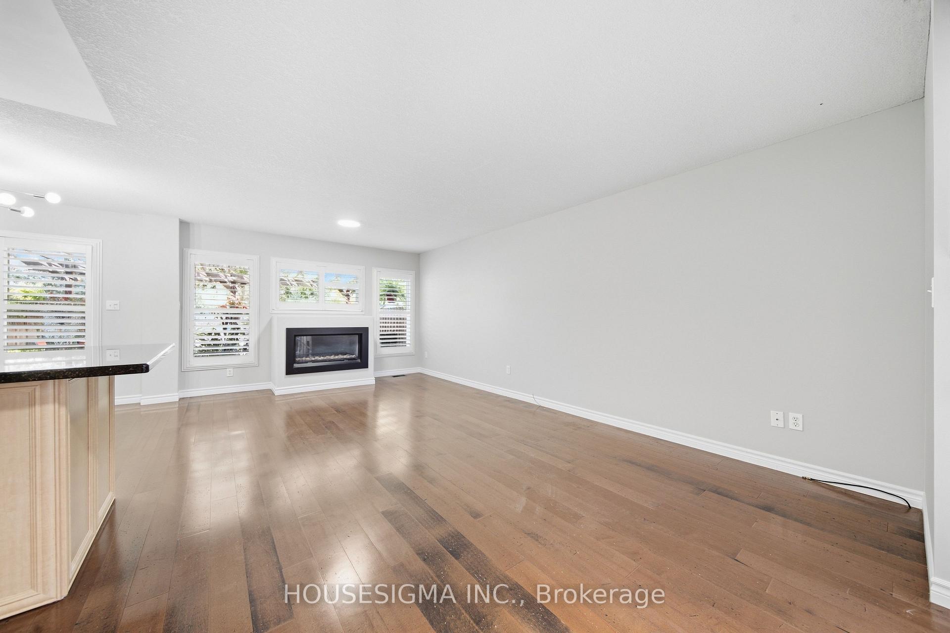 Photo 16 of 437 Beaver Creek Road, Waterloo, Columbia Forest — HOMEH