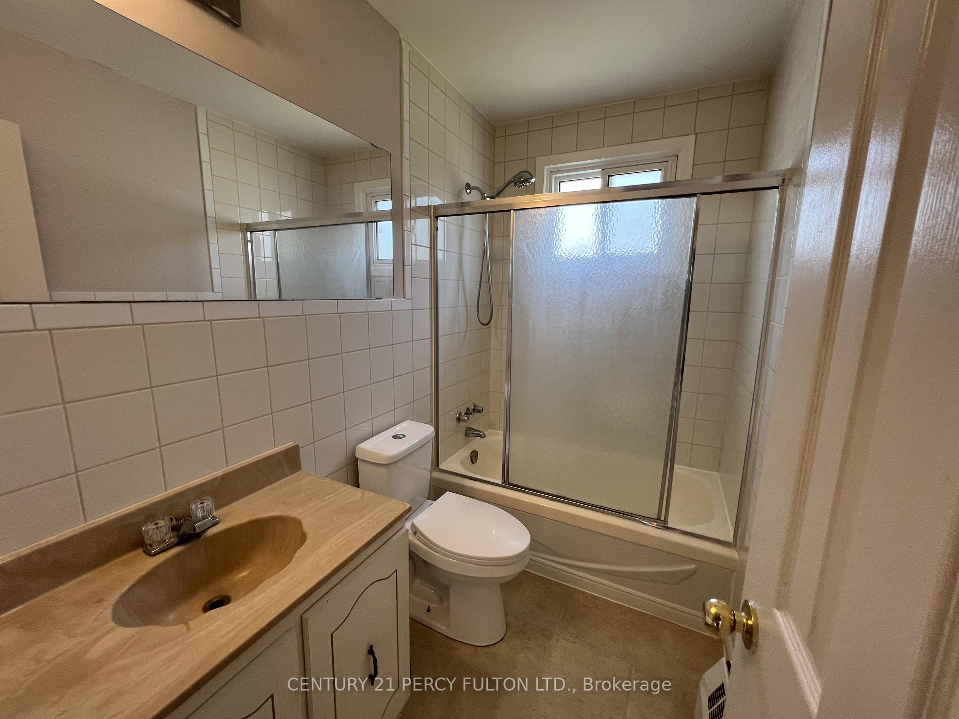 Photo 7 of Unit 3, 86 Brock Street E, Oshawa, O'Neill — HOMEH