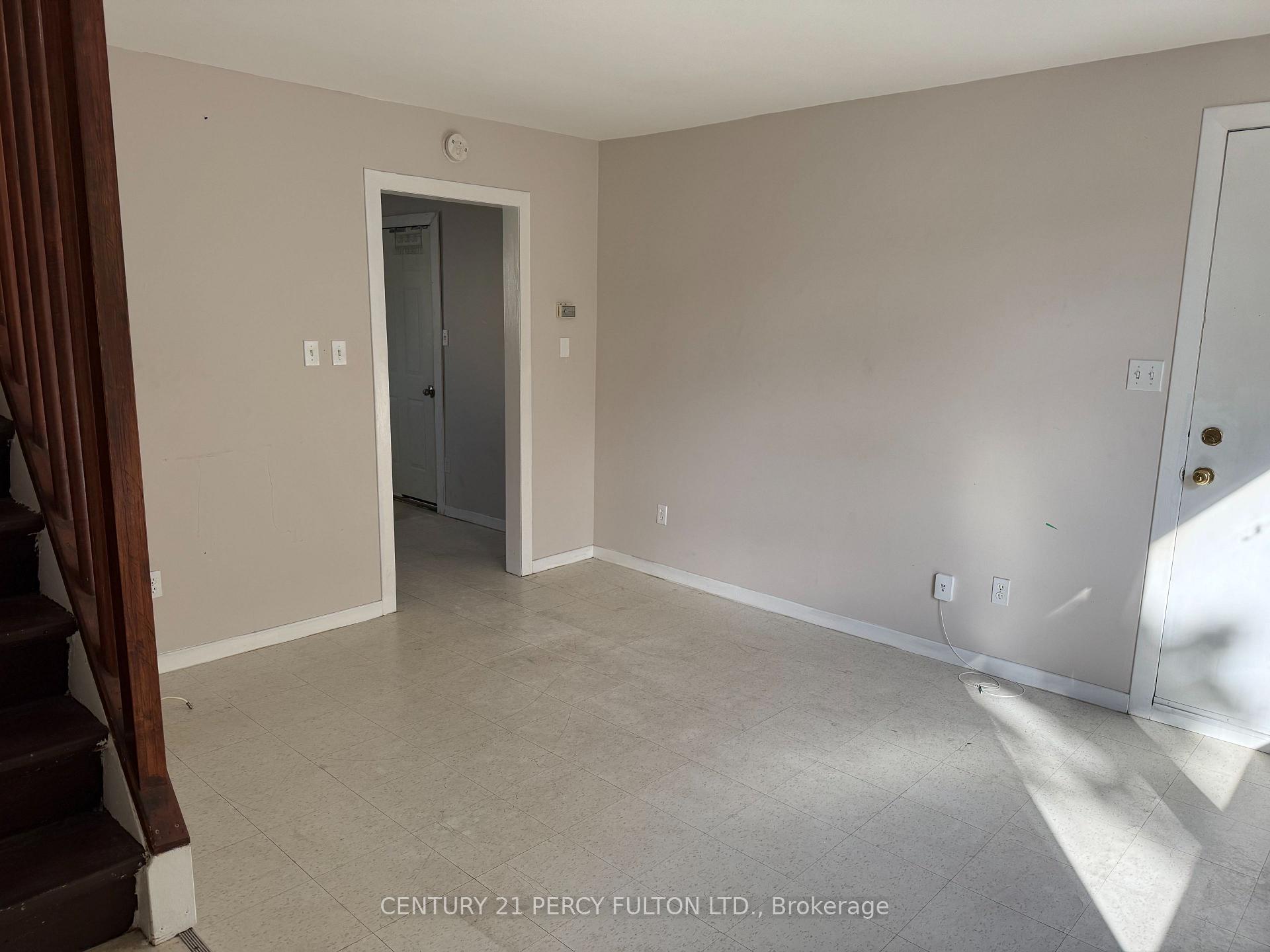 Photo 11 of Unit 3, 86 Brock Street E, Oshawa, O'Neill — HOMEH