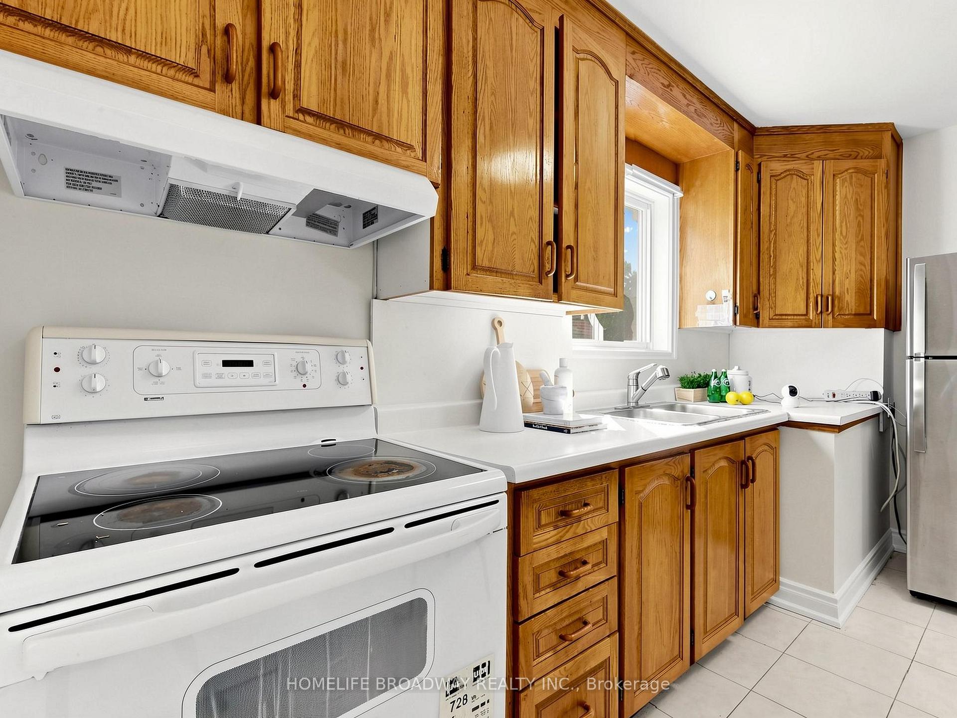 Photo 10 of 28 Ionview Road, Scarborough, Ionview — HOMEH