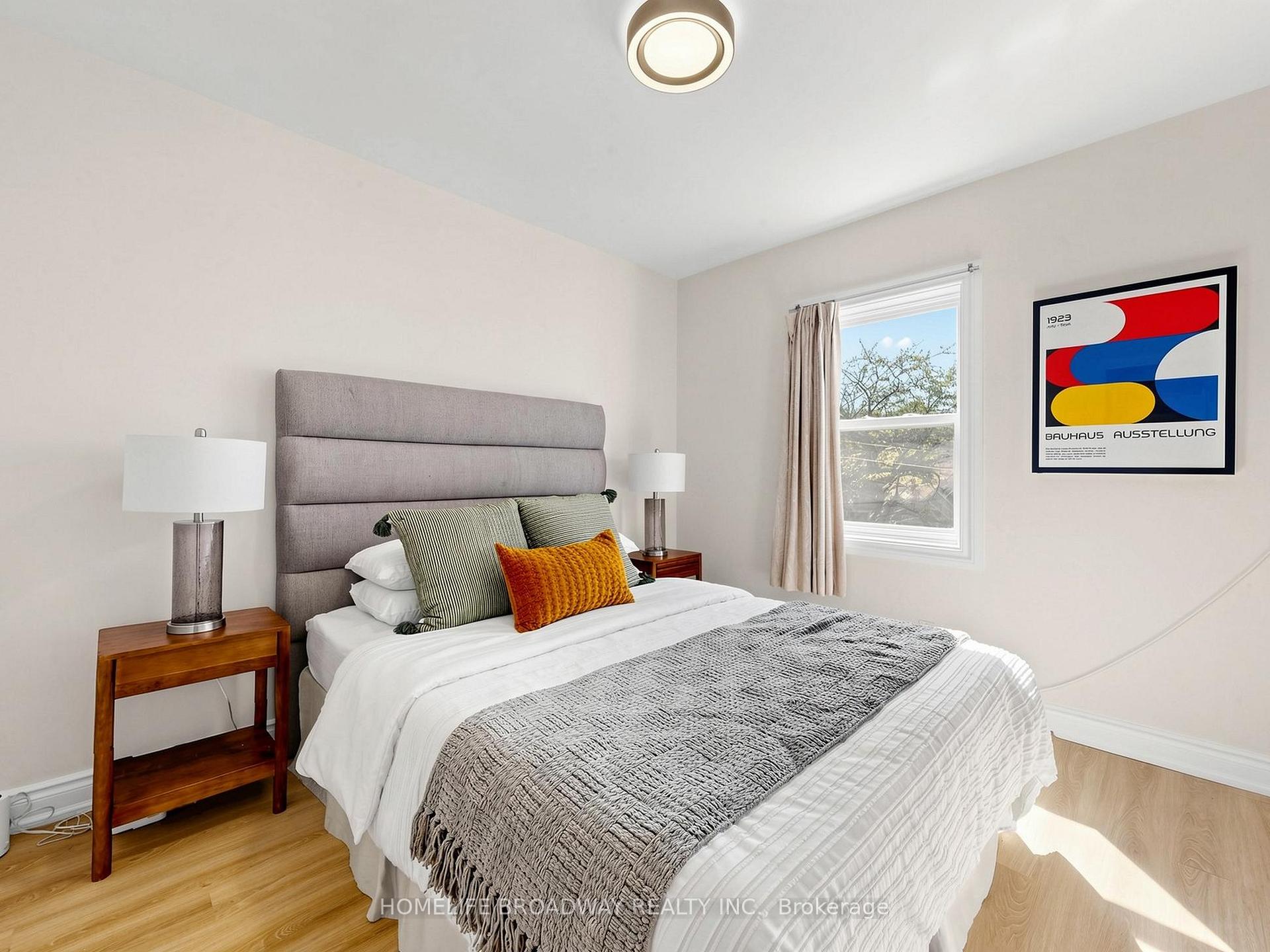 Photo 16 of 28 Ionview Road, Scarborough, Ionview — HOMEH