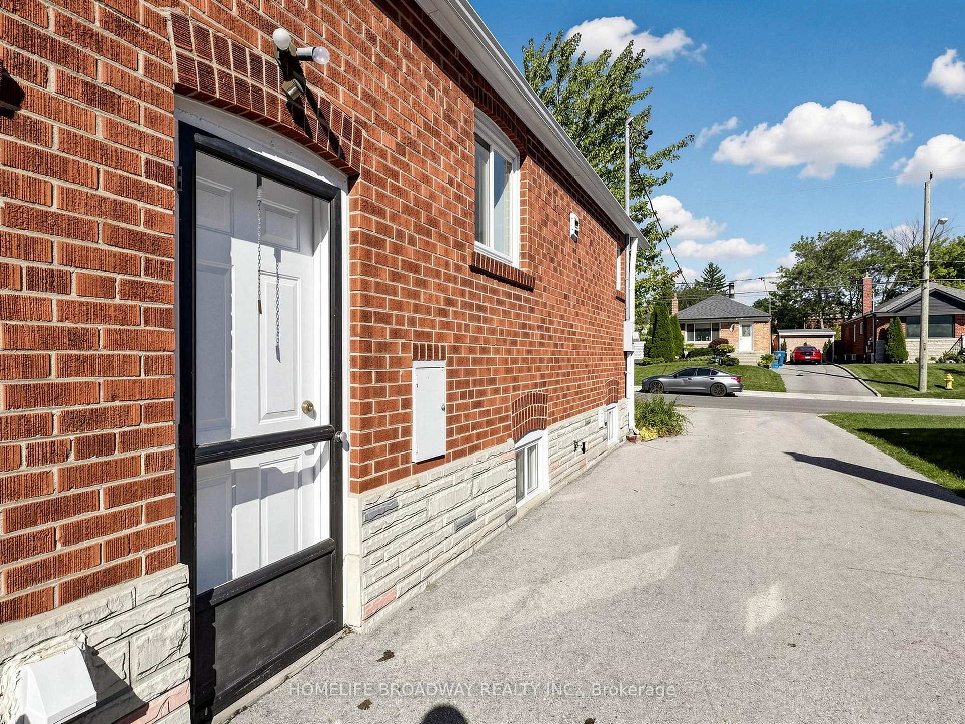 Photo 33 of 28 Ionview Road, Scarborough, Ionview — HOMEH