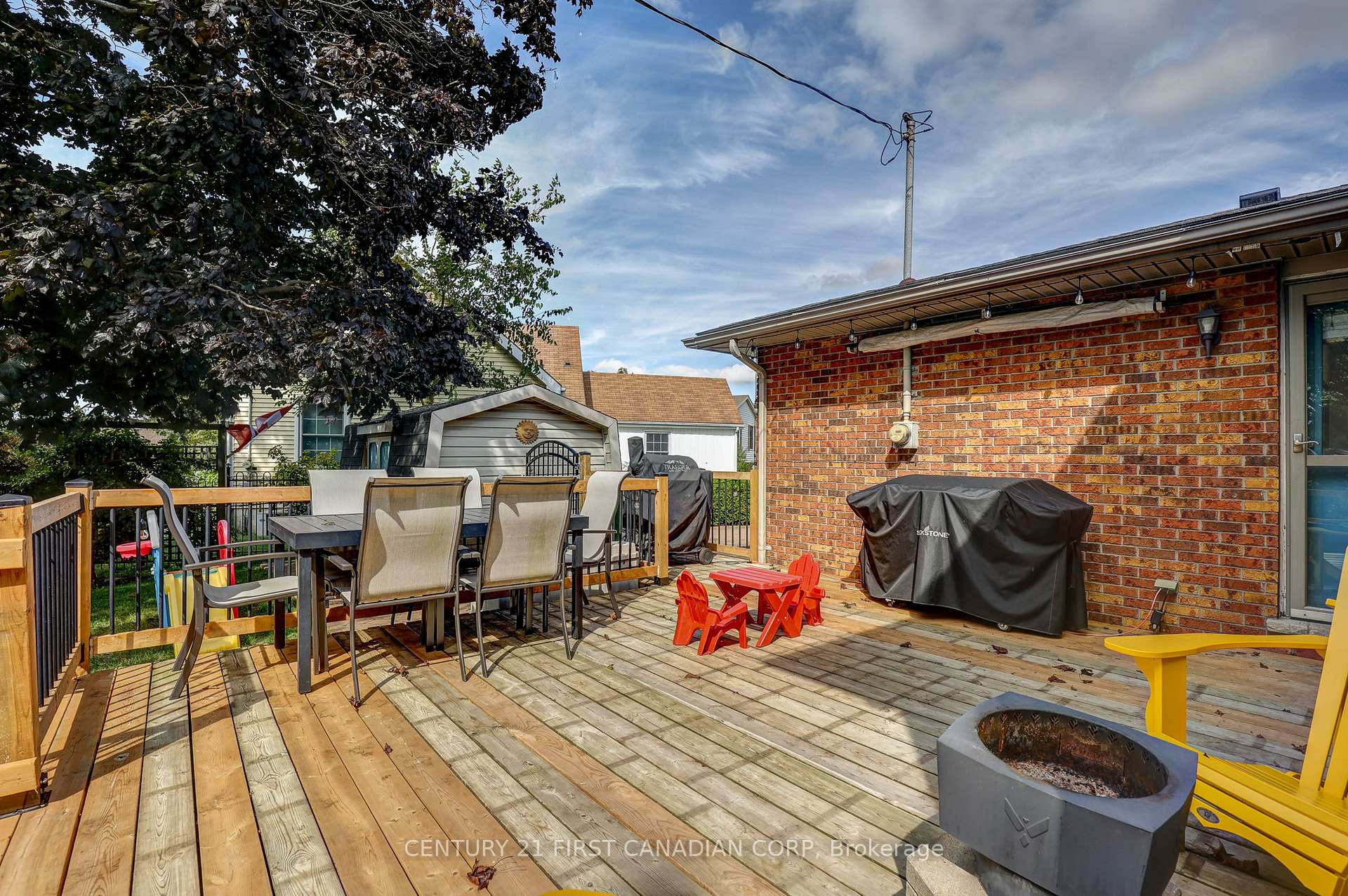 Photo 10 of 24 Erinlea Drive, St. Thomas — HOMEH