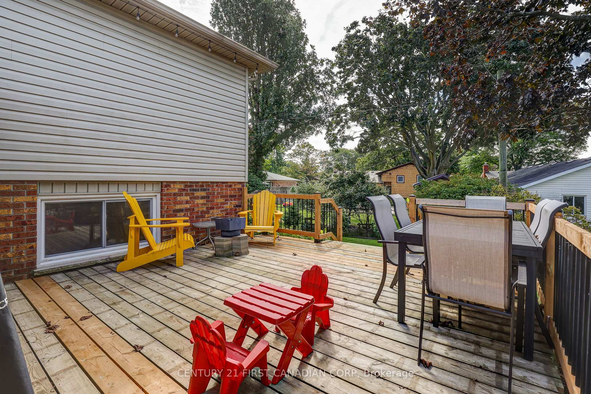 Photo 12 of 24 Erinlea Drive, St. Thomas — HOMEH