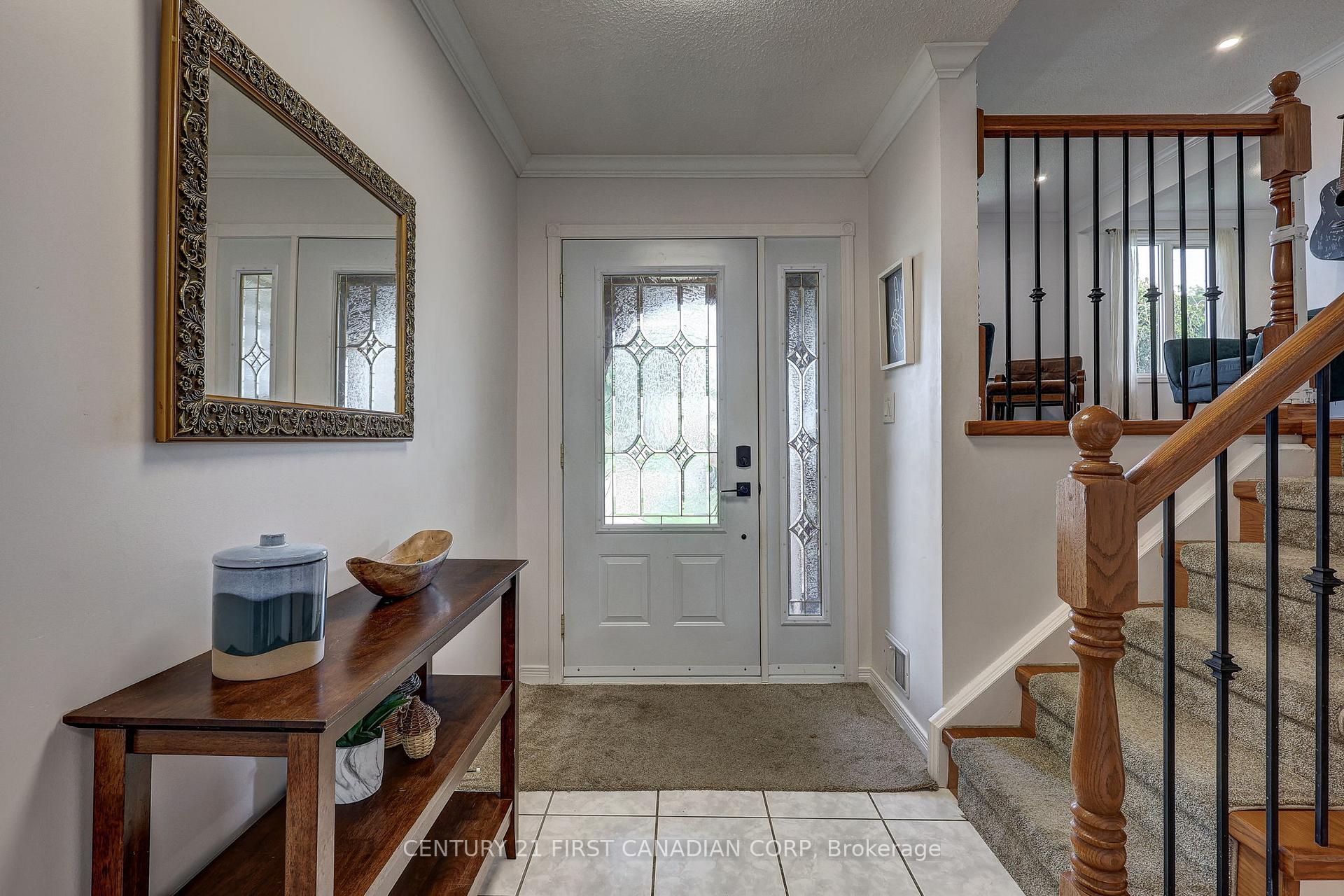 Photo 13 of 24 Erinlea Drive, St. Thomas — HOMEH