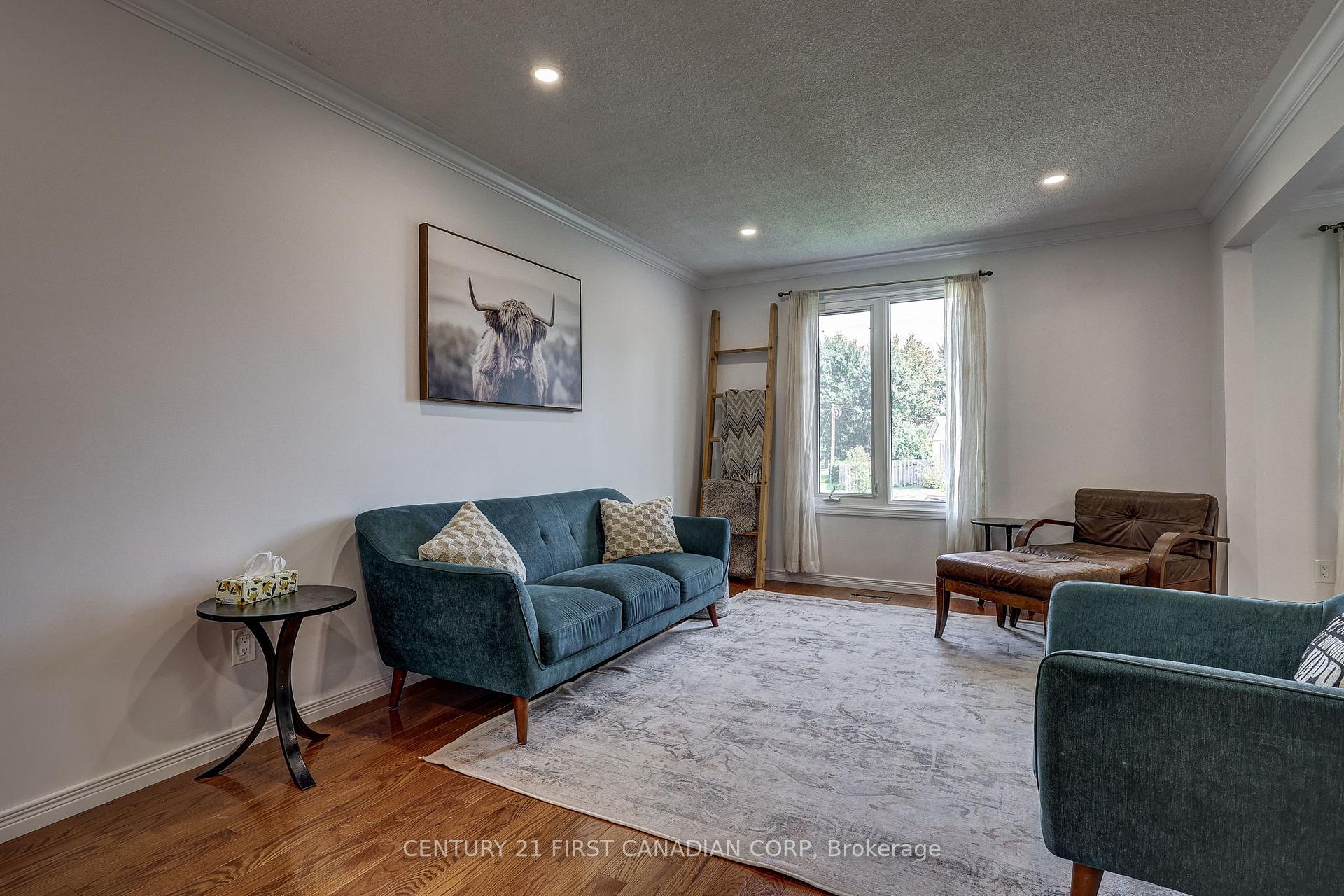 Photo 18 of 24 Erinlea Drive, St. Thomas — HOMEH