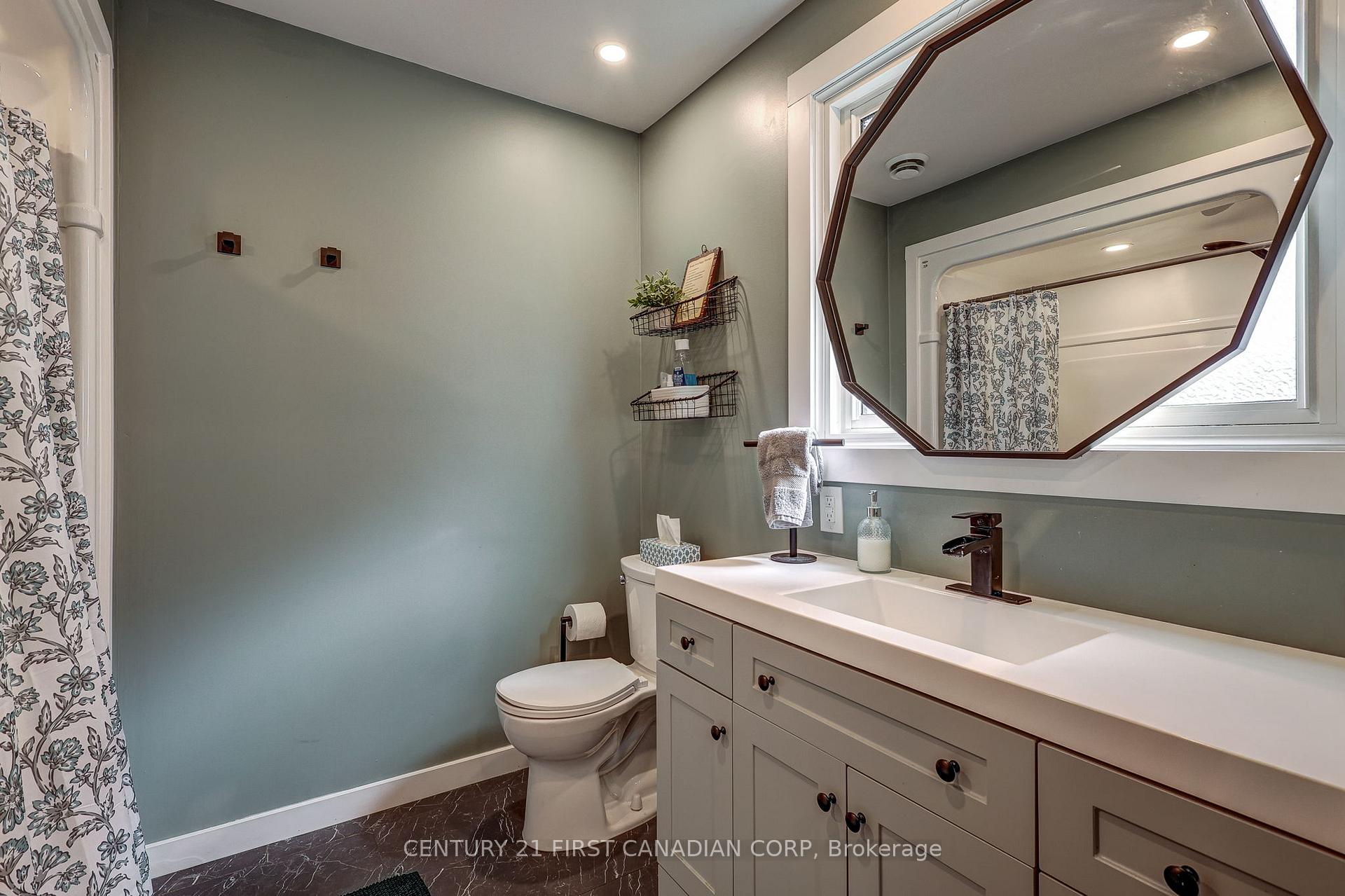Photo 40 of 24 Erinlea Drive, St. Thomas — HOMEH