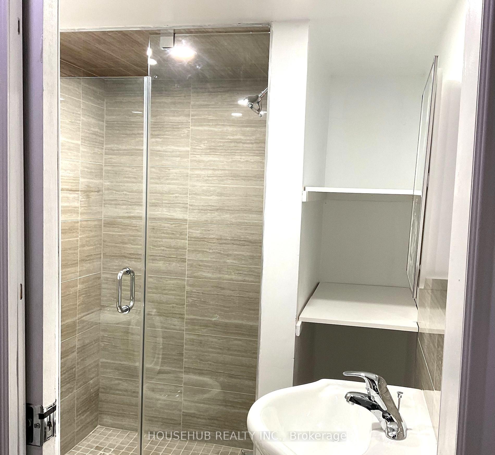 Photo 8 of Unit Bsmt, 5488 Loonlake Avenue, Mississauga, East Credit — HOMEH