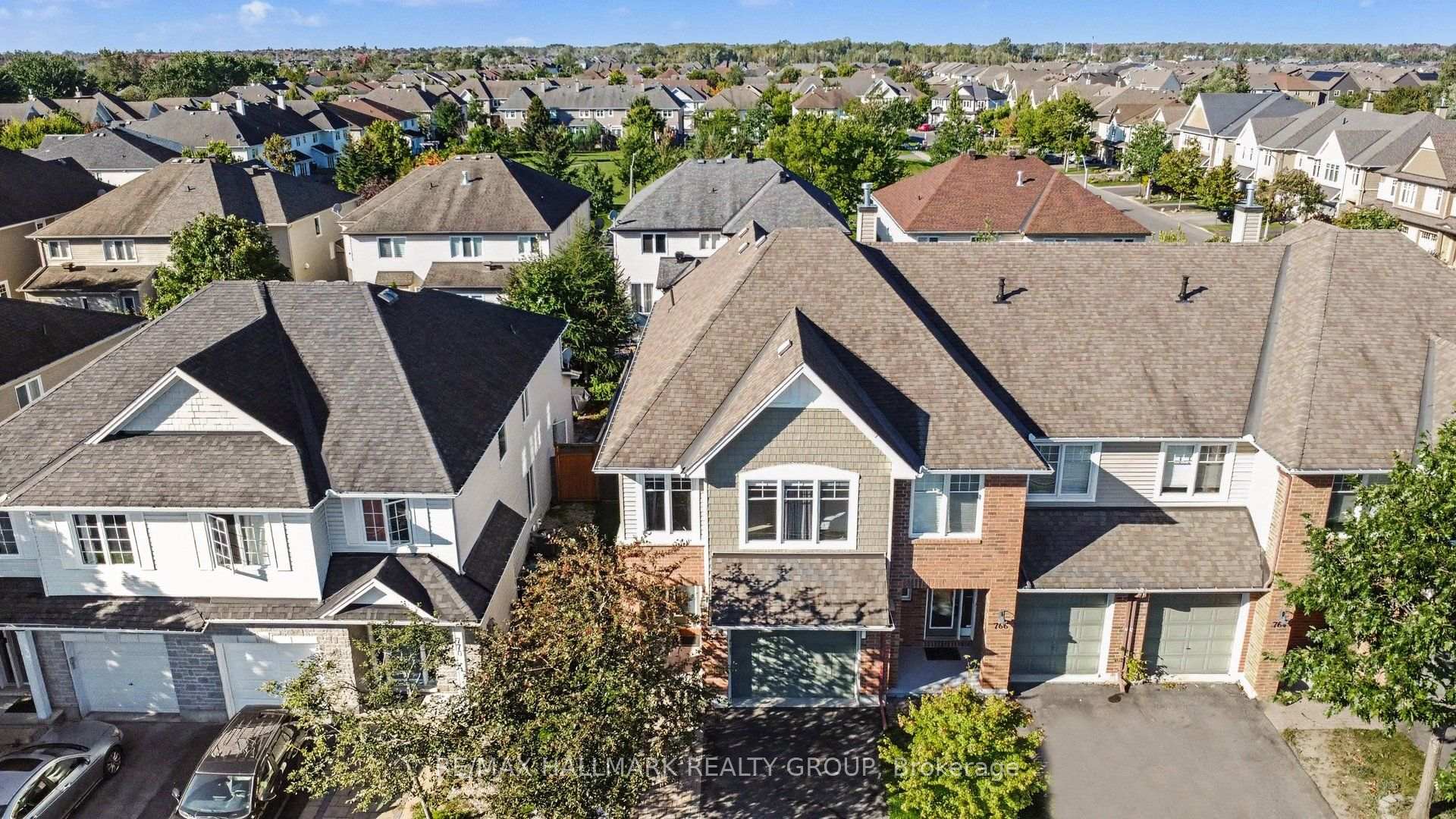 Photo 3 of 768 White Alder Avenue, Ottawa, Blossom Park/Kemp Park/Findlay Creek — HOMEH